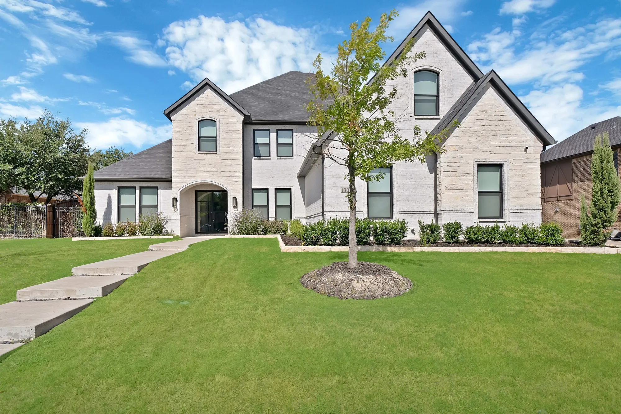 Single Family Residence For Sale in Collin County , 1301 Clipston Drive, Prosper, Texas 75078, 5 Bedroom, 6 Bathroom, 3 Garage spaces, 4,830 Sqft, built in 2022, mls#21358495, Real Estate Agent in Prosper, Homes For Sale in Collin county, Homes For Sale in Prosper, Realtor in Prosper Texas, Real Estate Brokerage Independent Realty Texas, Luminita Cordes Realtor