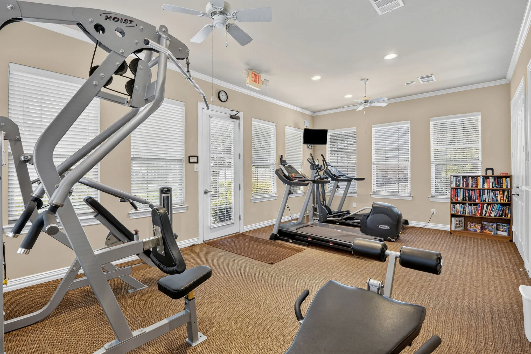 Condominium For Sale in Collin County , 575 S Virginia Hills Drive 407, Mc Kinney, Texas 75072, 2 Bedroom, 2 Bathroom, 2 Garage spaces, 1,184 Sqft, built in 2005, mls#21359760, Real Estate Agent in Mc Kinney, Homes For Sale in Collin county, Homes For Sale in Mc Kinney, Realtor in Mc Kinney Texas, Real Estate Brokerage Independent Realty Texas, Luminita Cordes Realtor