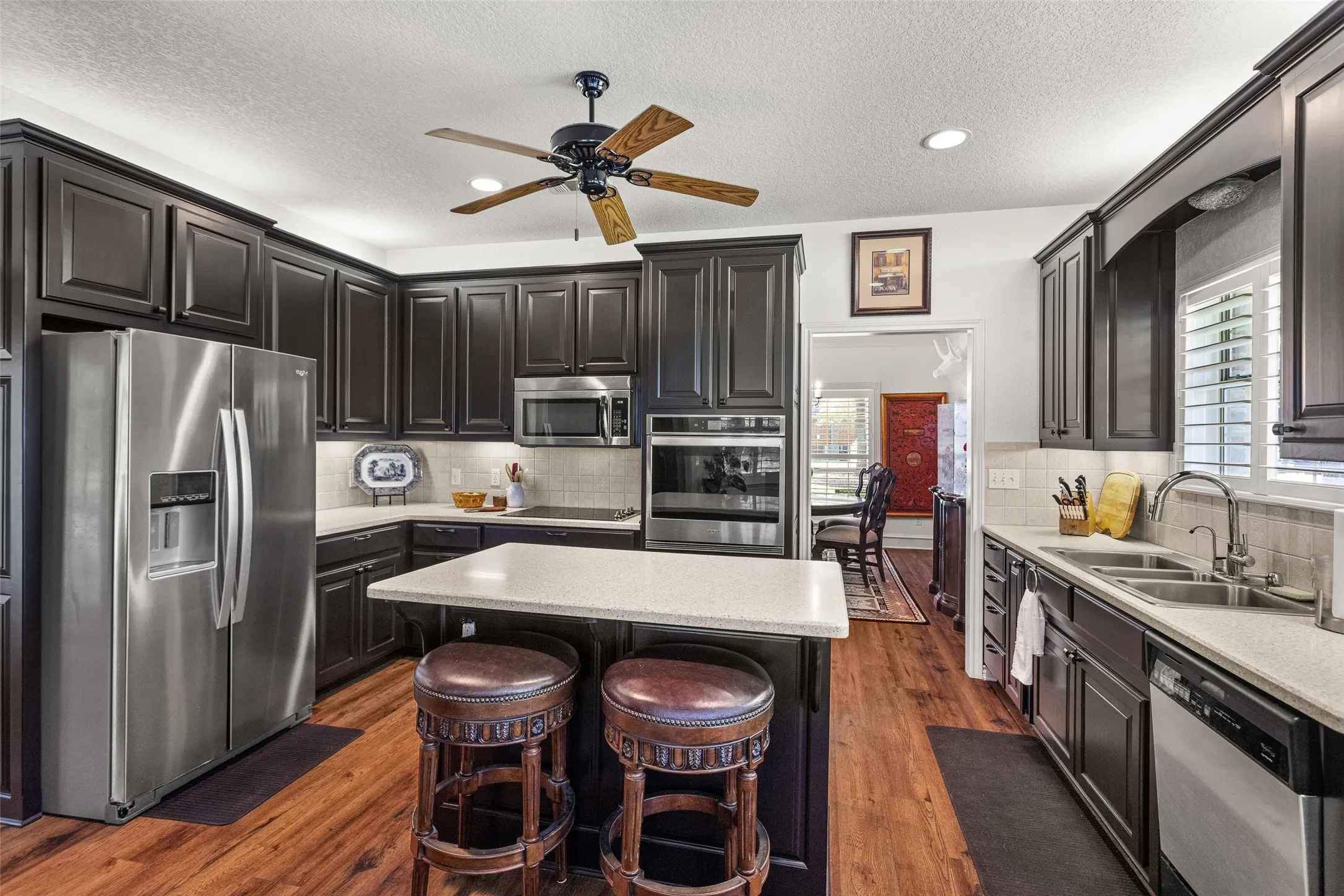 Single Family Residence For Sale in Hood County , 6402 Parlange Court, Granbury, Texas 76049, 3 Bedroom, 3 Bathroom, 2 Garage spaces, 2,623 Sqft, built in 1999, mls#21361033, Real Estate Agent in Granbury, Homes For Sale in Hood county, Homes For Sale in Granbury, Realtor in Granbury Texas, Real Estate Brokerage Independent Realty Texas, Luminita Cordes Realtor