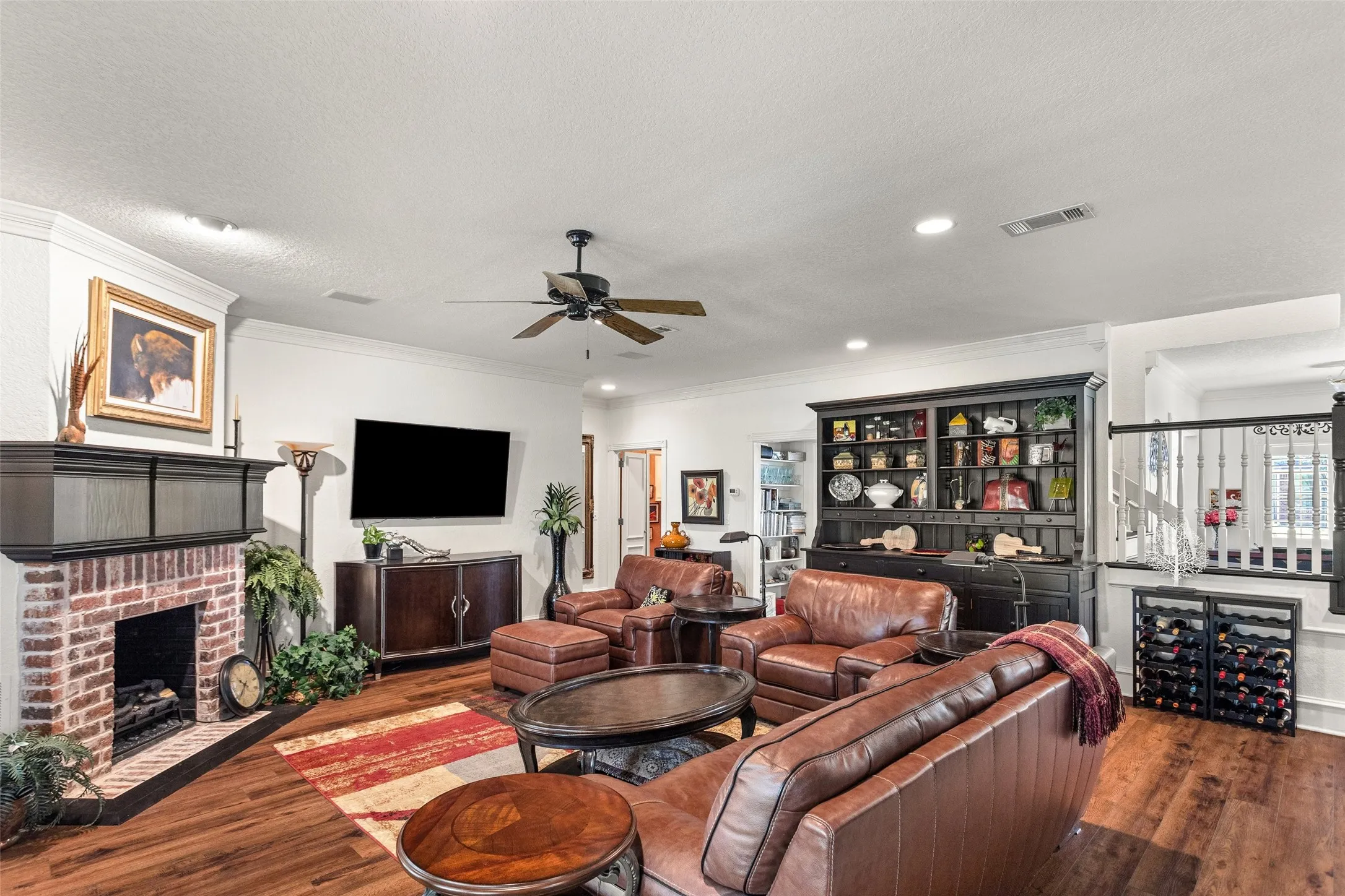 Single Family Residence For Sale in Hood County , 6402 Parlange Court, Granbury, Texas 76049, 3 Bedroom, 3 Bathroom, 2 Garage spaces, 2,623 Sqft, built in 1999, mls#21361033, Real Estate Agent in Granbury, Homes For Sale in Hood county, Homes For Sale in Granbury, Realtor in Granbury Texas, Real Estate Brokerage Independent Realty Texas, Luminita Cordes Realtor
