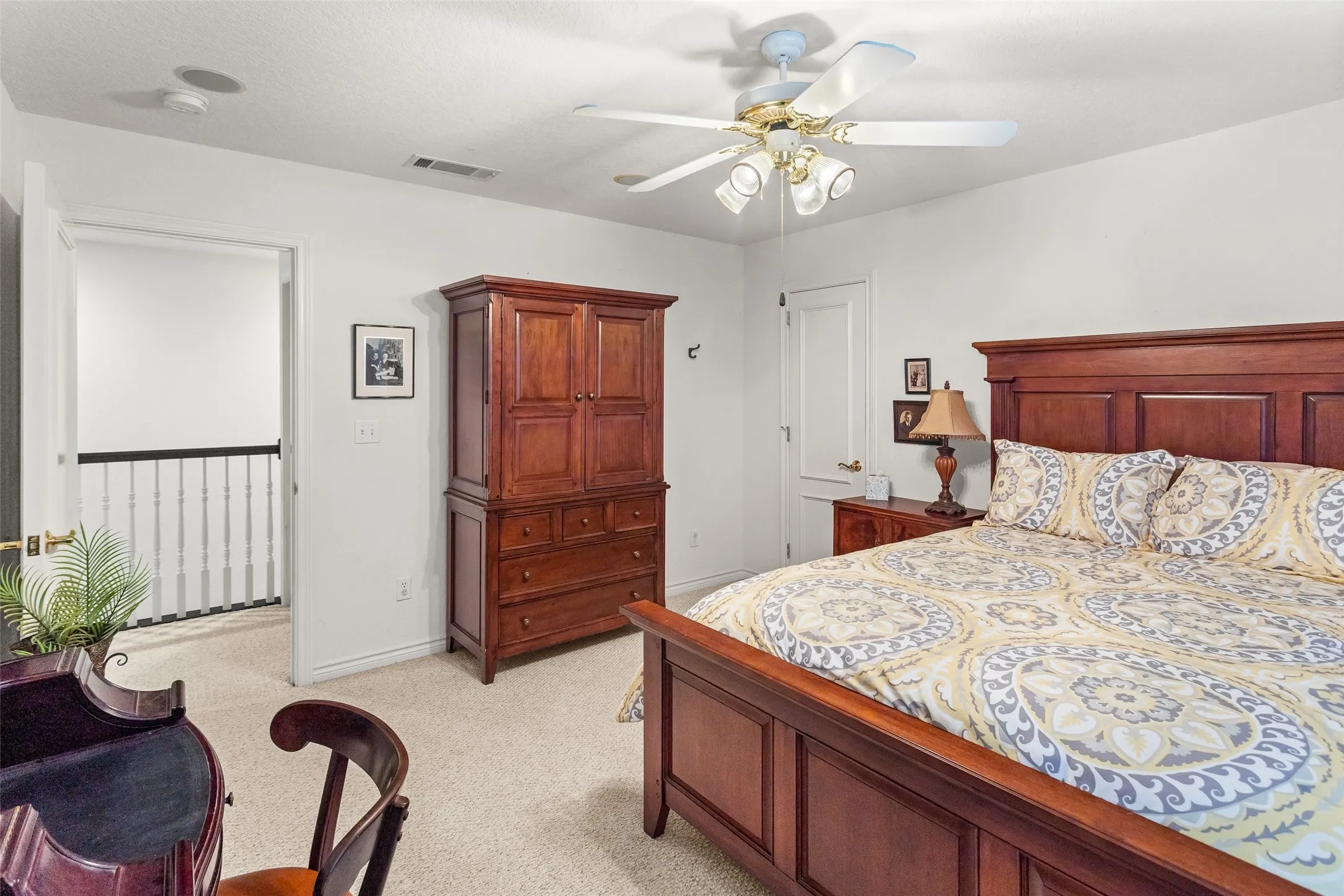 Single Family Residence For Sale in Hood County , 6402 Parlange Court, Granbury, Texas 76049, 3 Bedroom, 3 Bathroom, 2 Garage spaces, 2,623 Sqft, built in 1999, mls#21361033, Real Estate Agent in Granbury, Homes For Sale in Hood county, Homes For Sale in Granbury, Realtor in Granbury Texas, Real Estate Brokerage Independent Realty Texas, Luminita Cordes Realtor