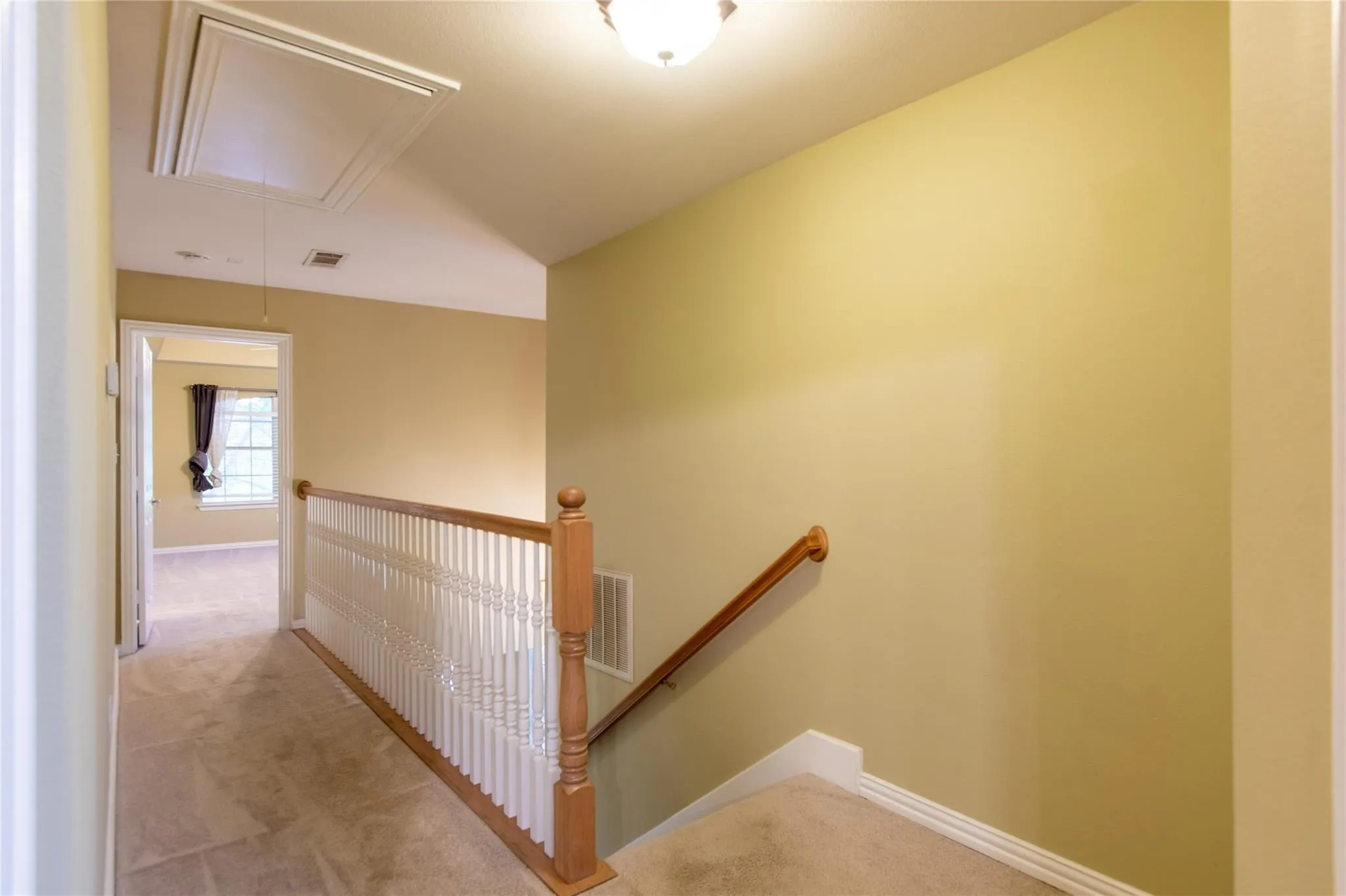 Townhouse For Rent in Collin County , 609 Regency Drive, Allen, Texas 75002, 3 Bedroom, 2 Bathroom, 2 Garage spaces, 1,783 Sqft, built in 1999, mls#21353306, Real Estate Agent in Allen, Homes For Rent in Collin county, Homes For Rent in Allen, Realtor in Allen Texas, Real Estate Brokerage Independent Realty Texas, Luminita Cordes Realtor