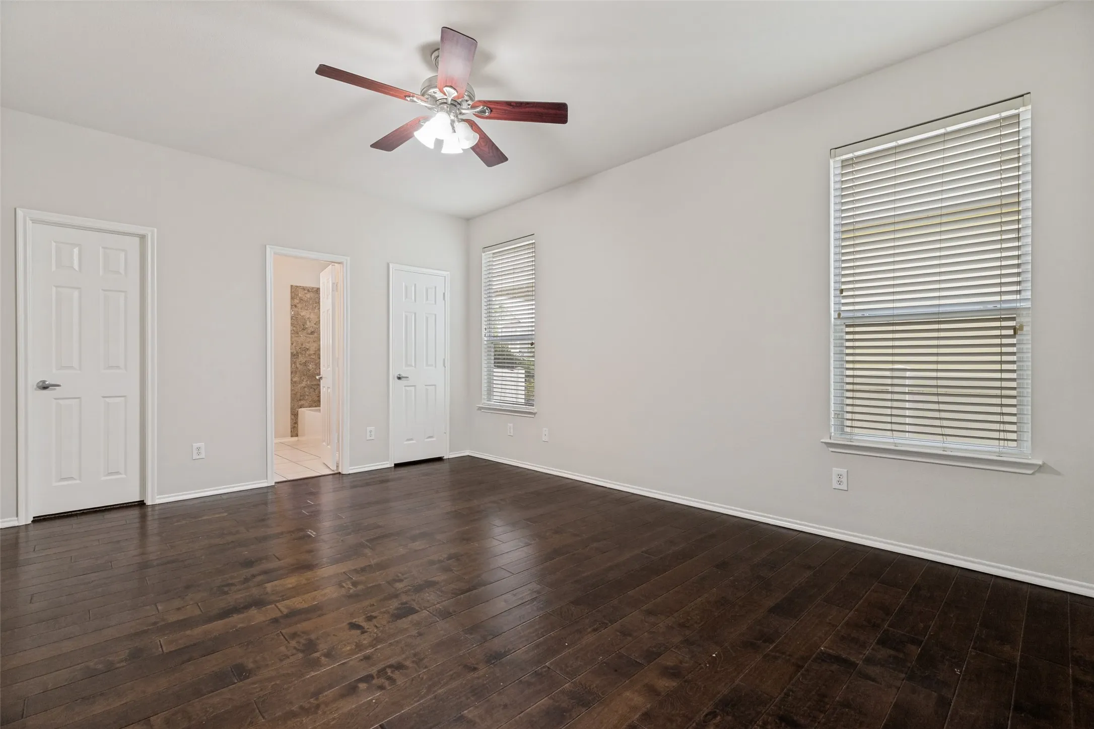Single Family Residence For Rent in Denton County , 10249 Nantucket Drive, Providence Village, Texas 76227, 3 Bedroom, 3 Bathroom, 2 Garage spaces, 1,676 Sqft, built in 2005, mls#21362068, Real Estate Agent in Providence Village, Homes For Rent in Denton county, Homes For Rent in Providence Village, Realtor in Providence Village Texas, Real Estate Brokerage Independent Realty Texas, Luminita Cordes Realtor