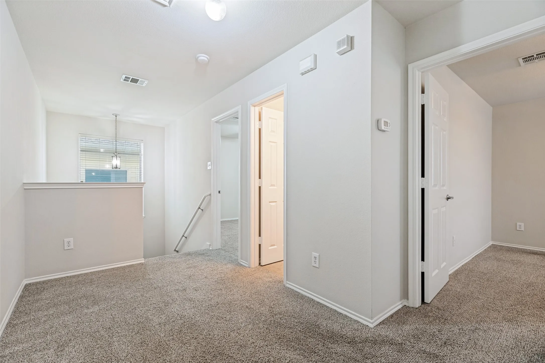 Single Family Residence For Rent in Denton County , 10249 Nantucket Drive, Providence Village, Texas 76227, 3 Bedroom, 3 Bathroom, 2 Garage spaces, 1,676 Sqft, built in 2005, mls#21362068, Real Estate Agent in Providence Village, Homes For Rent in Denton county, Homes For Rent in Providence Village, Realtor in Providence Village Texas, Real Estate Brokerage Independent Realty Texas, Luminita Cordes Realtor