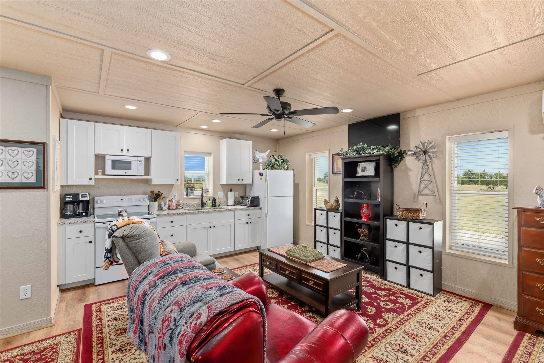Single Family Residence For Sale in Comanche County , 6108 Highway 1689, Sidney, Texas 76474, 3 Bedroom, 3 Bathroom, 2 Garage spaces, 2,186 Sqft, built in 2021, mls#21359165, Real Estate Agent in Sidney, Homes For Sale in Comanche county, Homes For Sale in Sidney, Realtor in Sidney Texas, Real Estate Brokerage Independent Realty Texas, Luminita Cordes Realtor