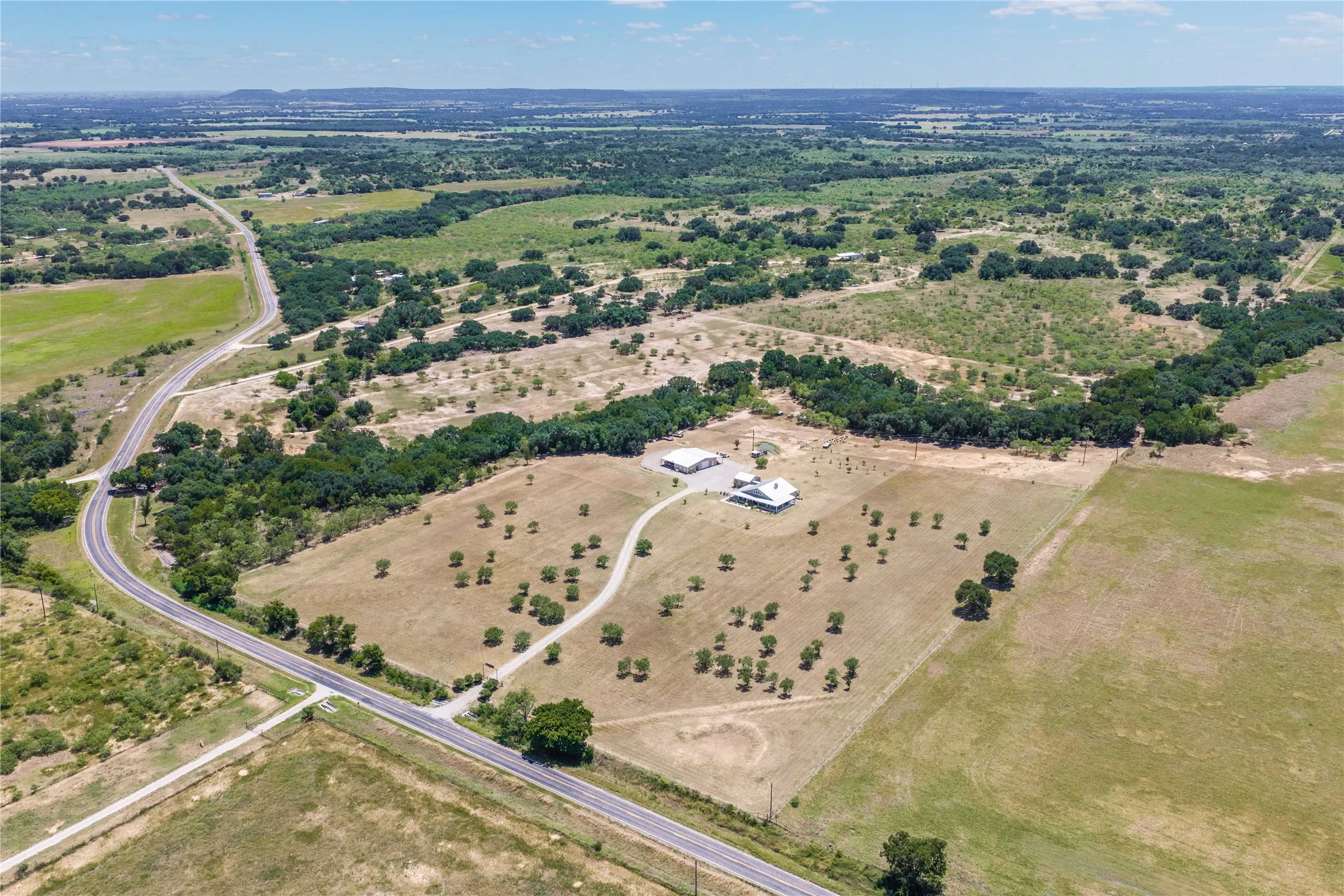 Single Family Residence For Sale in Comanche County , 6108 Highway 1689, Sidney, Texas 76474, 3 Bedroom, 3 Bathroom, 2 Garage spaces, 2,186 Sqft, built in 2021, mls#21359165, Real Estate Agent in Sidney, Homes For Sale in Comanche county, Homes For Sale in Sidney, Realtor in Sidney Texas, Real Estate Brokerage Independent Realty Texas, Luminita Cordes Realtor