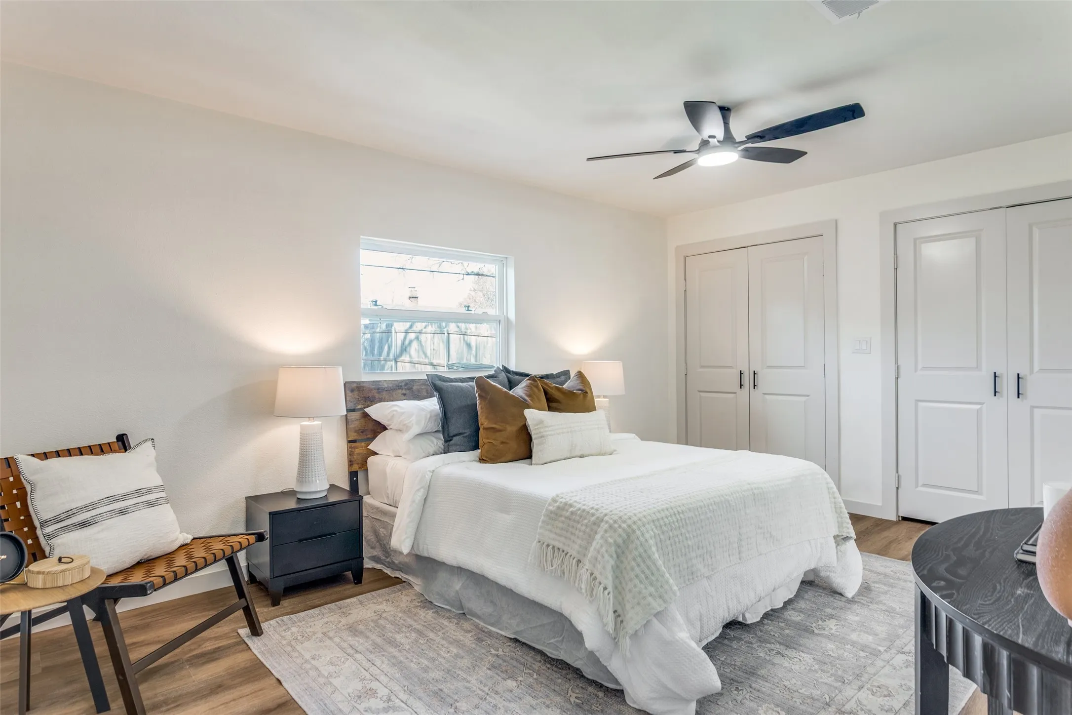 Single Family Residence For Rent in Tarrant County , 2920 Choctaw Trail, Fort Worth, Texas 76116, 3 Bedroom, 2 Bathroom, 2 Garage spaces, 1,705 Sqft, built in 1966, Price $2,435, mls#21362078, Real Estate Agent in Fort Worth, Homes For Rent in Tarrant county, Homes For Rent in Fort Worth, Realtor in Fort Worth Texas, Real Estate Brokerage Independent Realty Texas, Luminita Cordes Realtor
