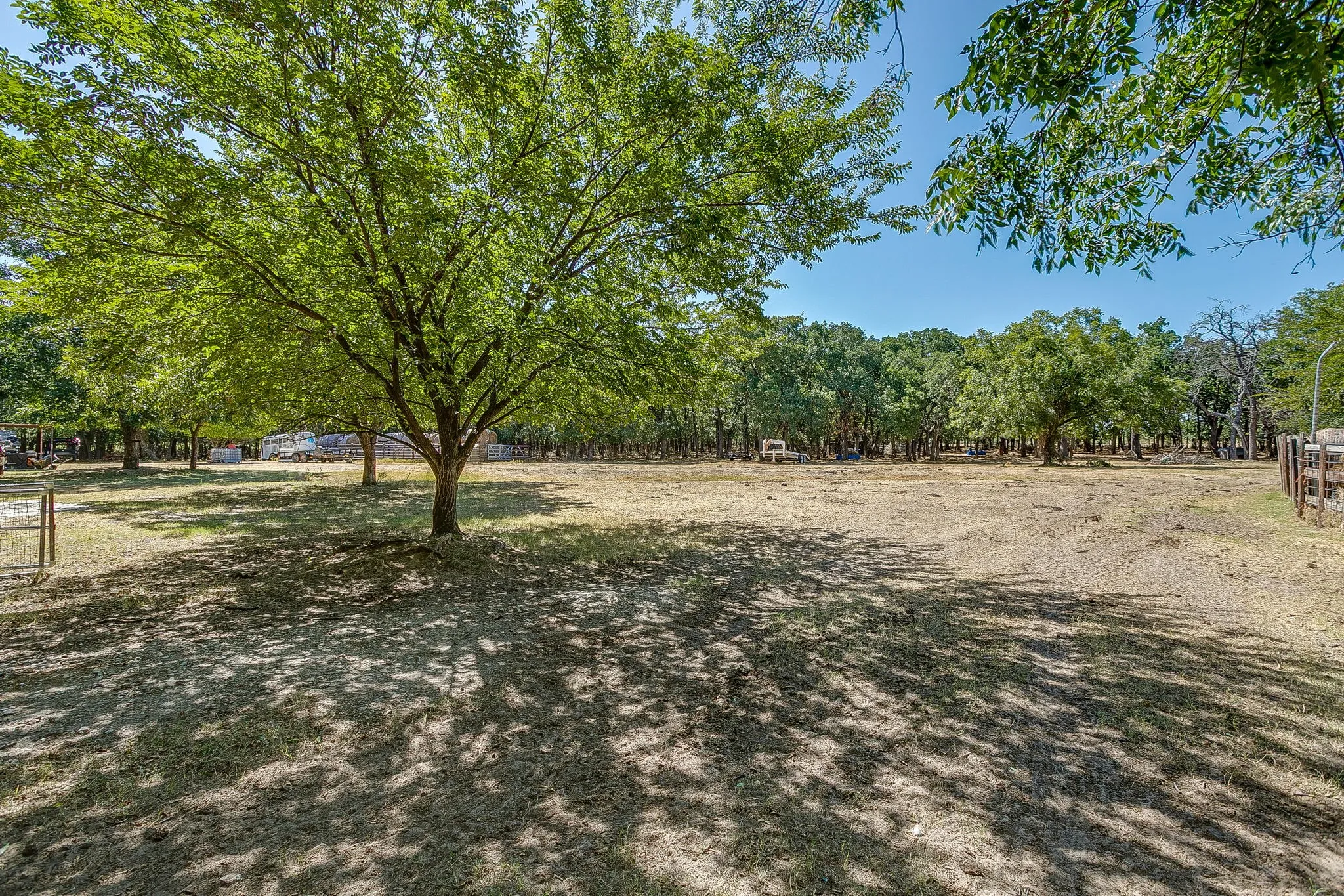 Farm For Sale in Jack County , 1377 E Gibtown Road, Poolville, Texas 76487, 3 Bedroom, 2 Bathroom, 2 Garage spaces, 2,247 Sqft, built in 1969, Price $795,000, mls#21362045, Real Estate Agent in Poolville, Homes For Sale in Jack county, Homes For Sale in Poolville, Realtor in Poolville Texas, Real Estate Brokerage Independent Realty Texas, Luminita Cordes Realtor