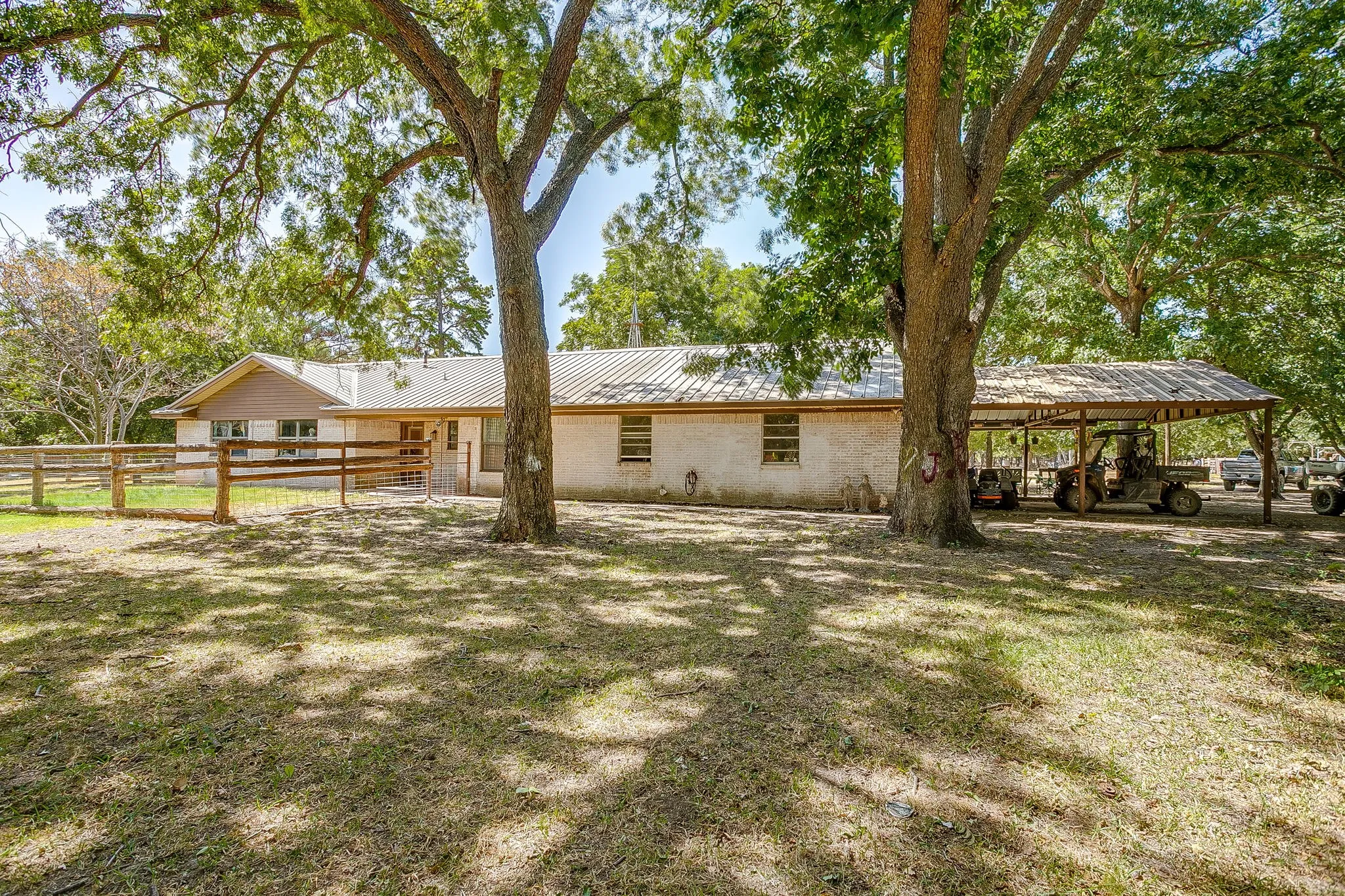 Farm For Sale in Jack County , 1377 E Gibtown Road, Poolville, Texas 76487, 3 Bedroom, 2 Bathroom, 2 Garage spaces, 2,247 Sqft, built in 1969, Price $795,000, mls#21362045, Real Estate Agent in Poolville, Homes For Sale in Jack county, Homes For Sale in Poolville, Realtor in Poolville Texas, Real Estate Brokerage Independent Realty Texas, Luminita Cordes Realtor