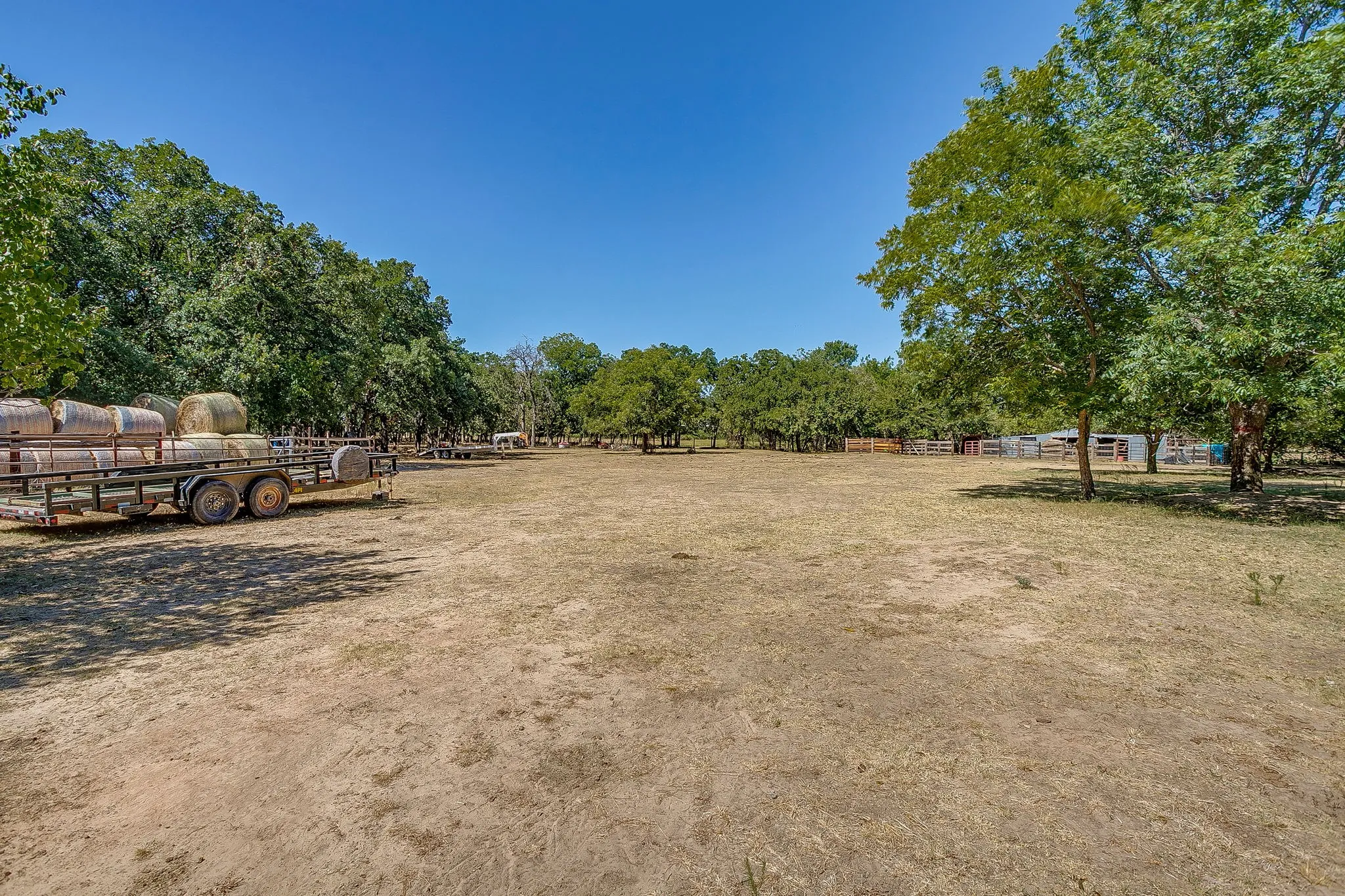 Farm For Sale in Jack County , 1377 E Gibtown Road, Poolville, Texas 76487, 3 Bedroom, 2 Bathroom, 2 Garage spaces, 2,247 Sqft, built in 1969, Price $795,000, mls#21362045, Real Estate Agent in Poolville, Homes For Sale in Jack county, Homes For Sale in Poolville, Realtor in Poolville Texas, Real Estate Brokerage Independent Realty Texas, Luminita Cordes Realtor