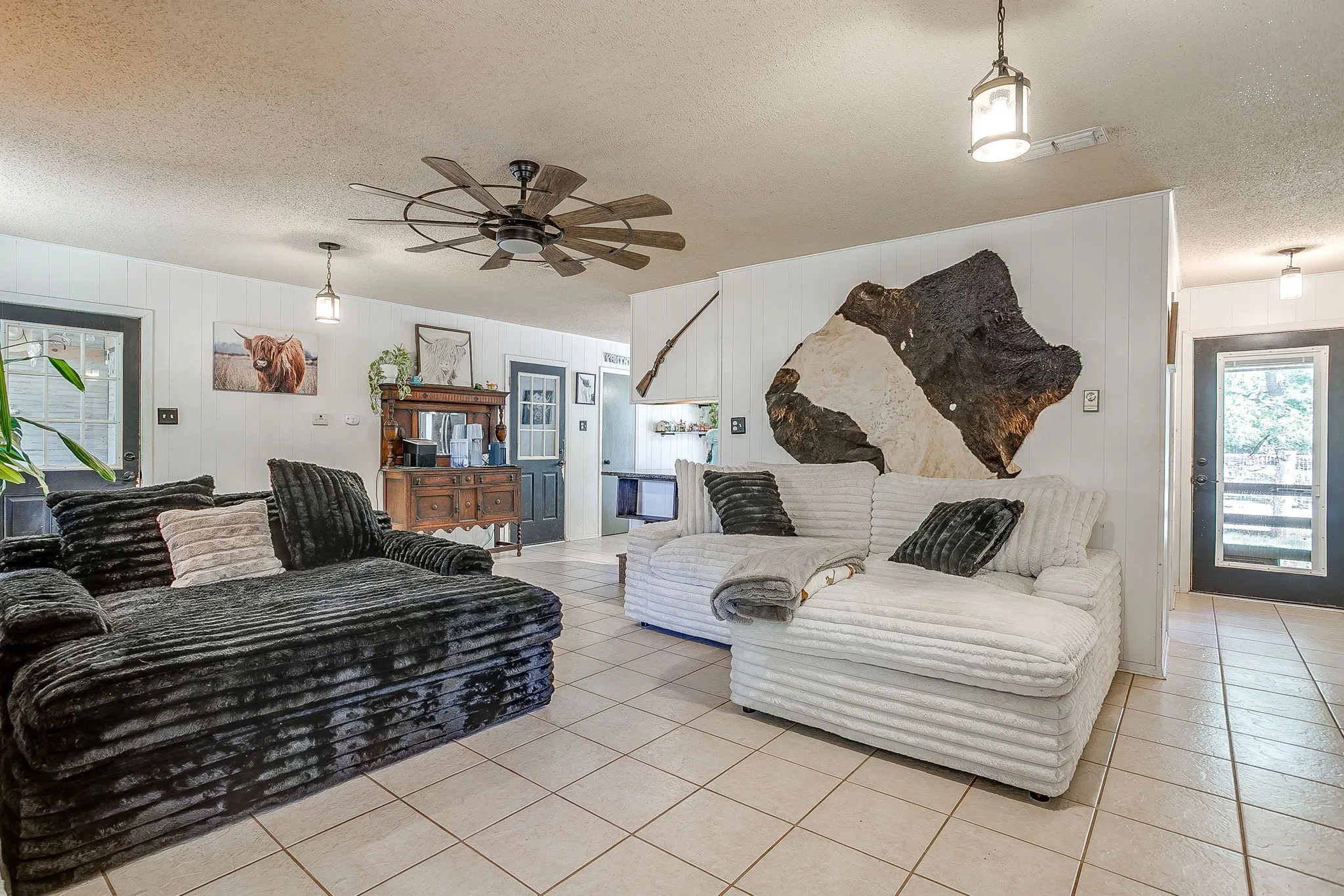 Farm For Sale in Jack County , 1377 E Gibtown Road, Poolville, Texas 76487, 3 Bedroom, 2 Bathroom, 2 Garage spaces, 2,247 Sqft, built in 1969, Price $795,000, mls#21362045, Real Estate Agent in Poolville, Homes For Sale in Jack county, Homes For Sale in Poolville, Realtor in Poolville Texas, Real Estate Brokerage Independent Realty Texas, Luminita Cordes Realtor
