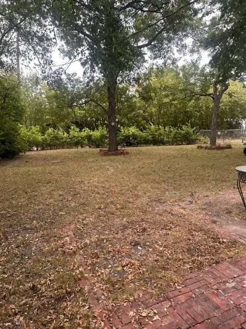 Single Family Residence For Sale in Dallas County , 4430 Scottsdale Drive, Mesquite, Texas 75150, 3 Bedroom, 2 Bathroom, Garage spaces, 1,214 Sqft, built in 1966, mls#21359045, Real Estate Agent in Mesquite, Homes For Sale in Dallas county, Homes For Sale in Mesquite, Realtor in Mesquite Texas, Real Estate Brokerage Independent Realty Texas, Luminita Cordes Realtor