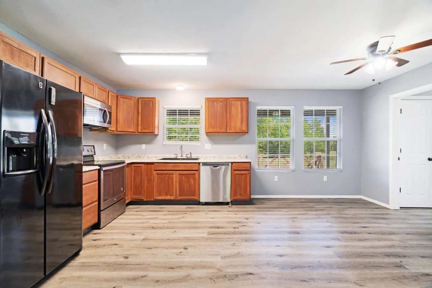 Single Family Residence For Sale in Lamar County , 9006 County Road 43200, Powderly, Texas 75473, 3 Bedroom, 2 Bathroom, Garage spaces, 1,196 Sqft, built in 2018, Price $210,000, mls#21361895, Real Estate Agent in Powderly, Homes For Sale in Lamar county, Homes For Sale in Powderly, Realtor in Powderly Texas, Real Estate Brokerage Independent Realty Texas, Luminita Cordes Realtor