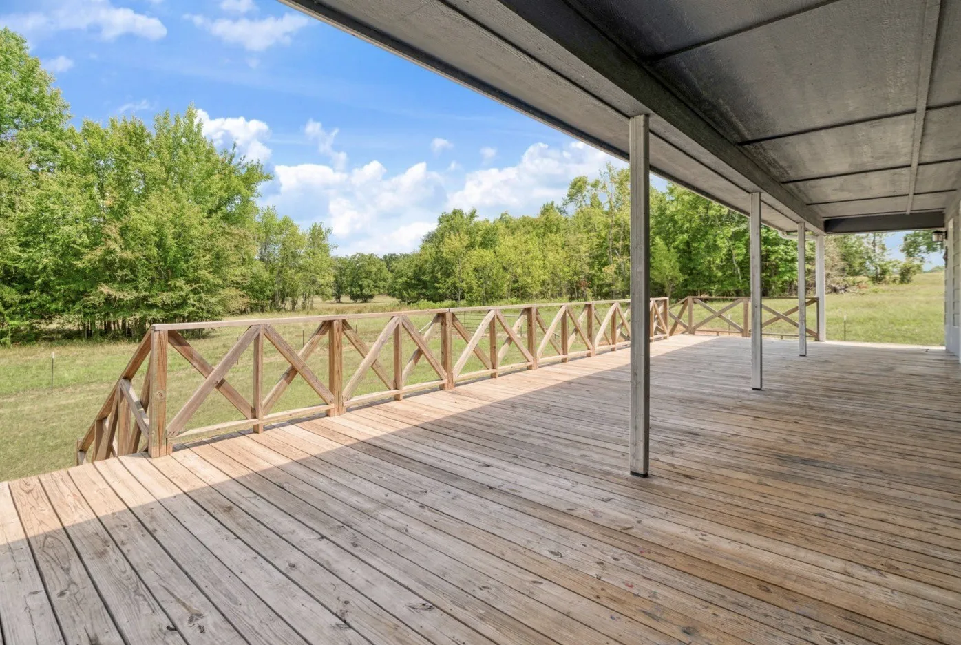 Single Family Residence For Sale in Lamar County , 9006 County Road 43200, Powderly, Texas 75473, 3 Bedroom, 2 Bathroom, Garage spaces, 1,196 Sqft, built in 2018, Price $210,000, mls#21361895, Real Estate Agent in Powderly, Homes For Sale in Lamar county, Homes For Sale in Powderly, Realtor in Powderly Texas, Real Estate Brokerage Independent Realty Texas, Luminita Cordes Realtor