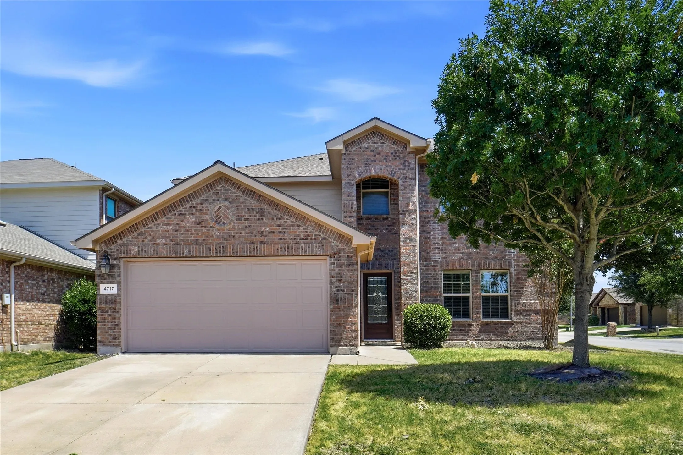 Single Family Residence For Rent in Denton County , 4717 Lathem Drive, Frisco, Texas 75036, 5 Bedroom, 4 Bathroom, 2 Garage spaces, 2,967 Sqft, built in 2011, mls#21362093, Real Estate Agent in Frisco, Homes For Rent in Denton county, Homes For Rent in Frisco, Realtor in Frisco Texas, Real Estate Brokerage Independent Realty Texas, Luminita Cordes Realtor