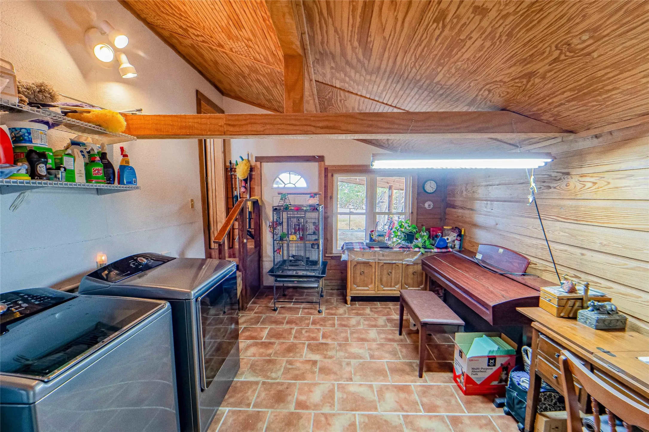 Single Family Residence For Sale in Stephens County , 355 & 356 County Road 221, Breckenridge, Texas 76424, 4 Bedroom, 2 Bathroom, 4 Garage spaces, 1,750 Sqft, built in 1968, Price $479,900, mls#21361723, Real Estate Agent in Breckenridge, Homes For Sale in Stephens county, Homes For Sale in Breckenridge, Realtor in Breckenridge Texas, Real Estate Brokerage Independent Realty Texas, Luminita Cordes Realtor