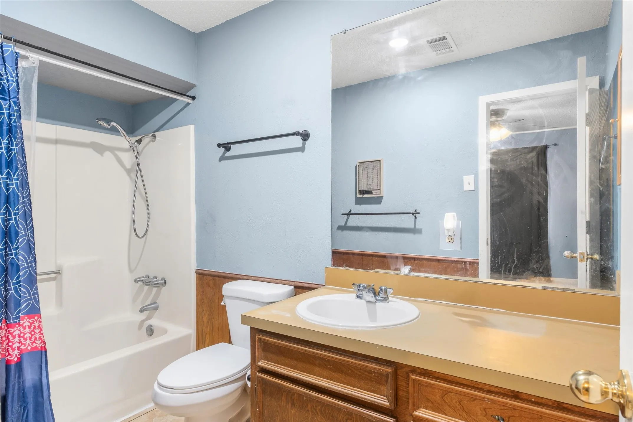 Single Family Residence For Sale in Van Zandt County , 1185 Vz County Road 3822, Wills Point, Texas 75169, 3 Bedroom, 2 Bathroom, Garage spaces, 1,680 Sqft, built in 1979, mls#21362089, Real Estate Agent in Wills Point, Homes For Sale in Van Zandt county, Homes For Sale in Wills Point, Realtor in Wills Point Texas, Real Estate Brokerage Independent Realty Texas, Luminita Cordes Realtor