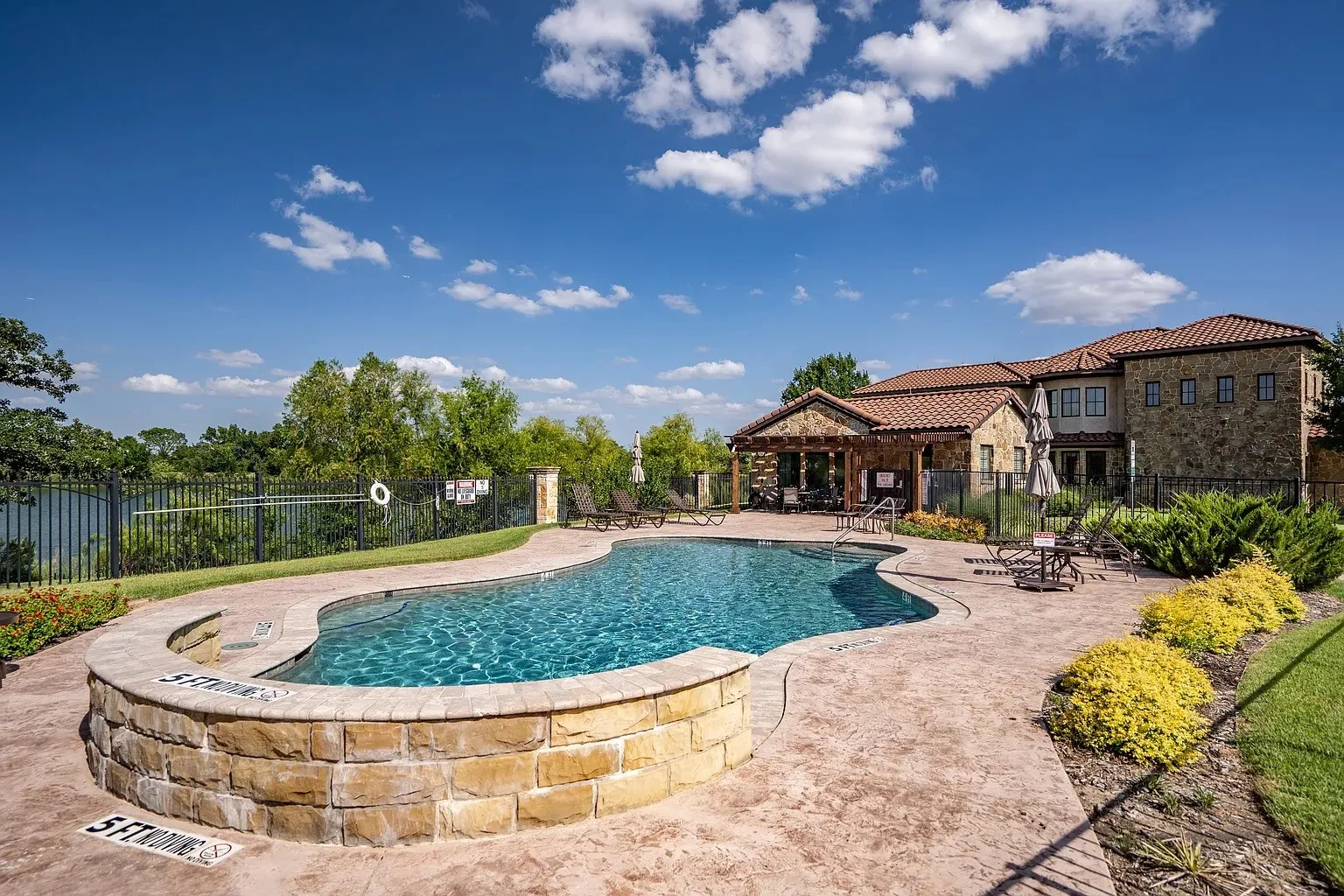 Sparkling community pool. Access to community center & gym included!