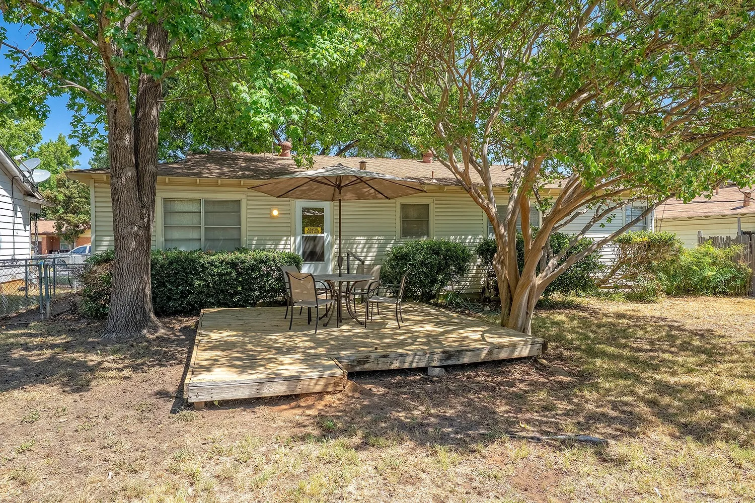Single Family Residence For Sale in Tarrant County , 773 Betty Lane, Hurst, Texas 76053, 3 Bedroom, 1 Bathroom, Garage spaces, 1,140 Sqft, built in 1959, mls#21361744, Real Estate Agent in Hurst, Homes For Sale in Tarrant county, Homes For Sale in Hurst, Realtor in Hurst Texas, Real Estate Brokerage Independent Realty Texas, Luminita Cordes Realtor