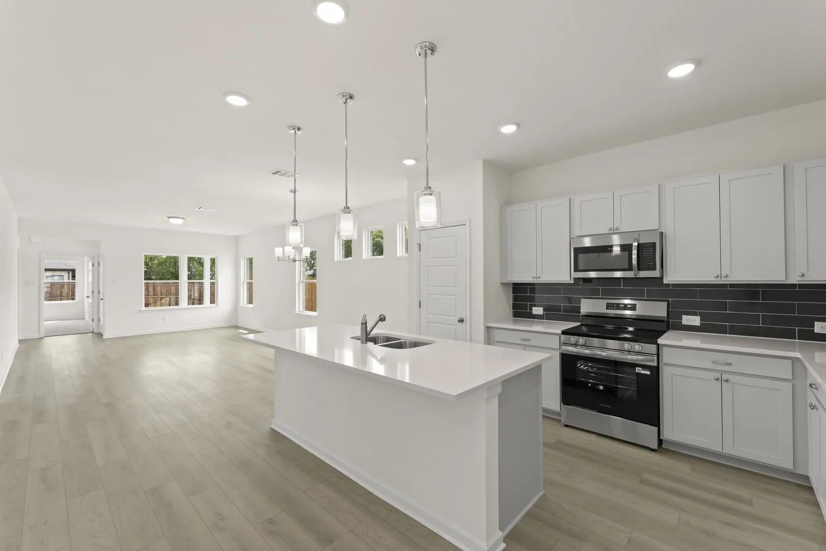 6_07. 1241 Anderson - Kitchen (3)
