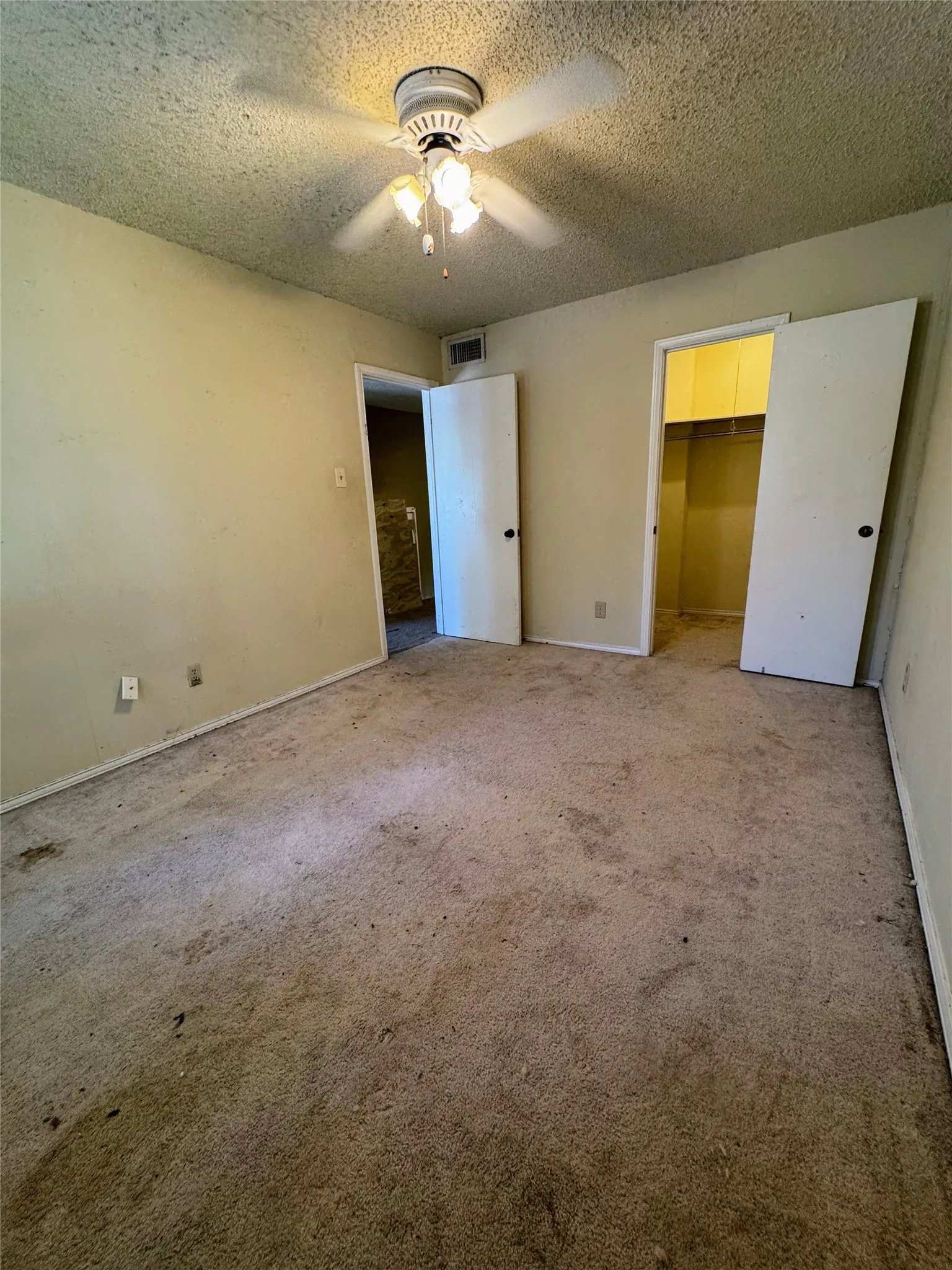 Secondary bedroom 1