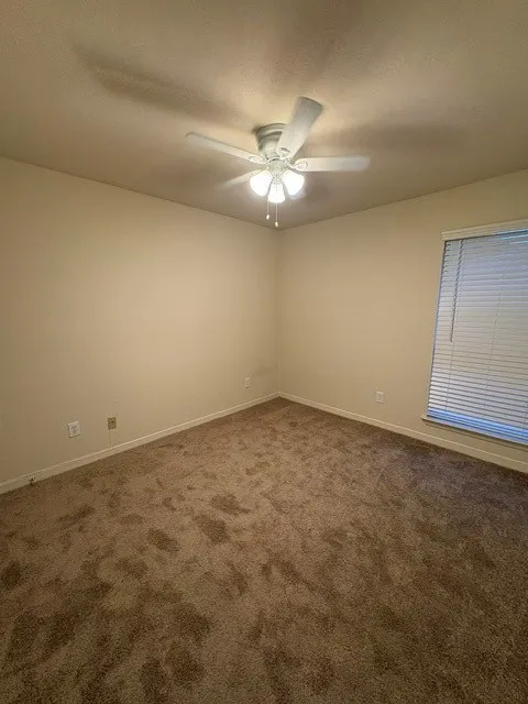 Duplex For Rent in Dallas County , 9514 SUMMERHILL Lane, Dallas, Texas 75238, 3 Bedroom, 2 Bathroom, 2 Garage spaces, 1,650 Sqft, built in 1978, mls#21362131, Real Estate Agent in Dallas, Homes For Rent in Dallas county, Homes For Rent in Dallas, Realtor in Dallas Texas, Real Estate Brokerage Independent Realty Texas, Luminita Cordes Realtor