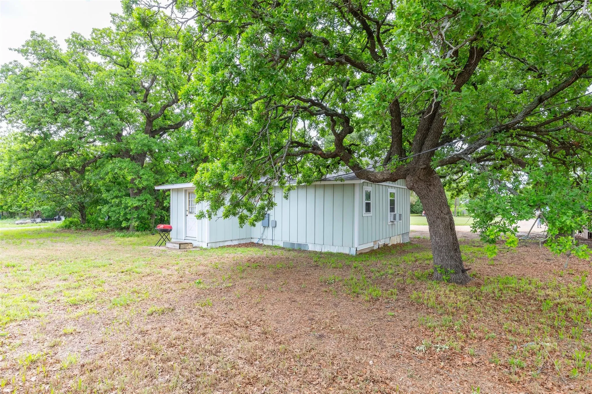 Single Family Residence For Sale in Callahan County , 920 Gas House Road, Clyde, Texas 79510, 1 Bedroom, 1 Bathroom, Garage spaces, 614 Sqft, built in 1940, mls#21362142, Real Estate Agent in Clyde, Homes For Sale in Callahan county, Homes For Sale in Clyde, Realtor in Clyde Texas, Real Estate Brokerage Independent Realty Texas, Luminita Cordes Realtor