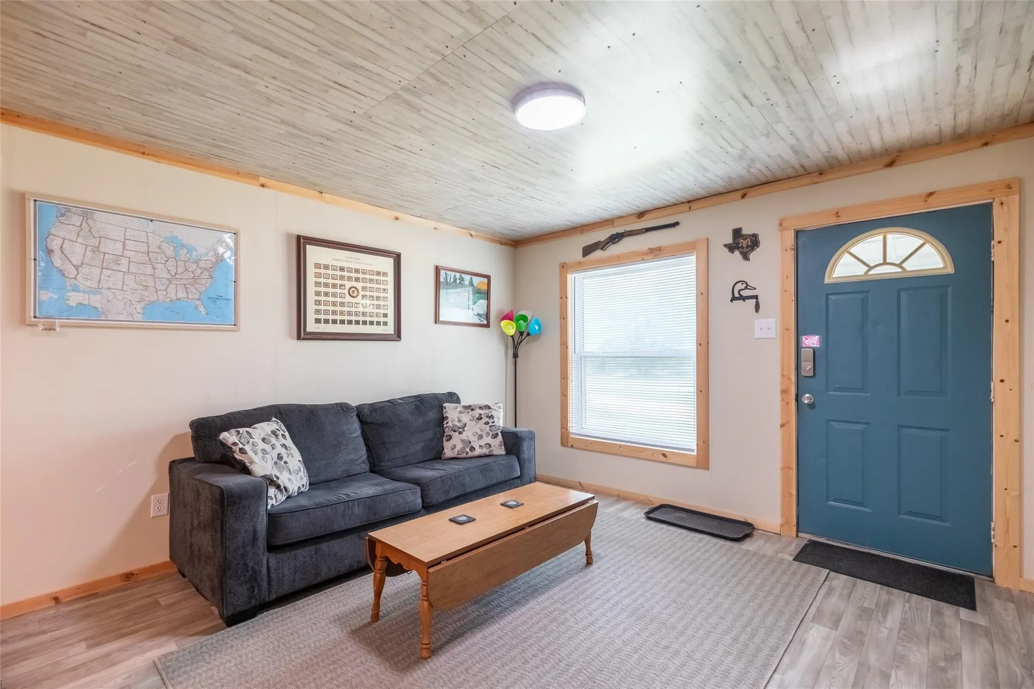 Single Family Residence For Sale in Callahan County , 920 Gas House Road, Clyde, Texas 79510, 1 Bedroom, 1 Bathroom, Garage spaces, 614 Sqft, built in 1940, mls#21362142, Real Estate Agent in Clyde, Homes For Sale in Callahan county, Homes For Sale in Clyde, Realtor in Clyde Texas, Real Estate Brokerage Independent Realty Texas, Luminita Cordes Realtor