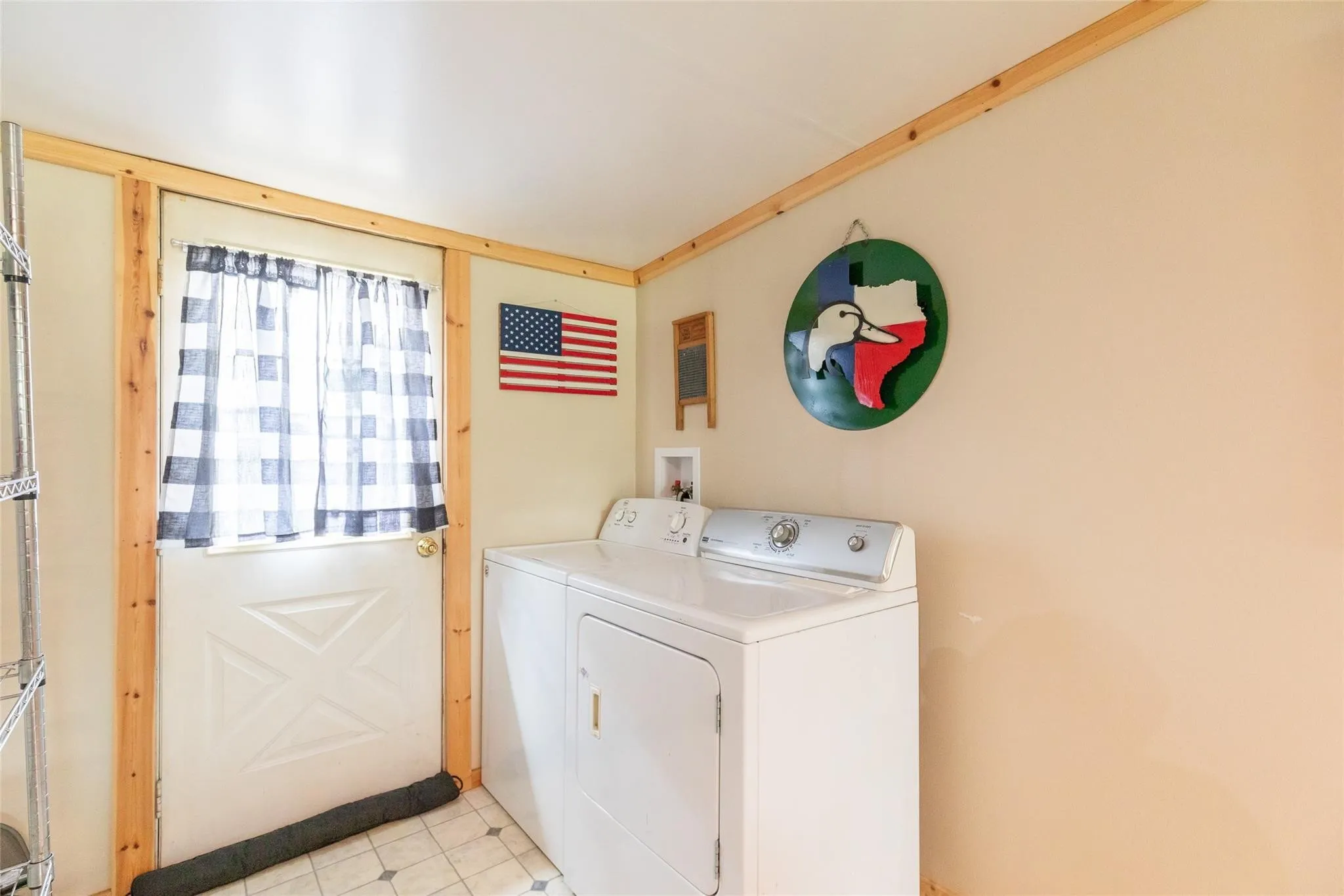 Single Family Residence For Sale in Callahan County , 920 Gas House Road, Clyde, Texas 79510, 1 Bedroom, 1 Bathroom, Garage spaces, 614 Sqft, built in 1940, mls#21362142, Real Estate Agent in Clyde, Homes For Sale in Callahan county, Homes For Sale in Clyde, Realtor in Clyde Texas, Real Estate Brokerage Independent Realty Texas, Luminita Cordes Realtor