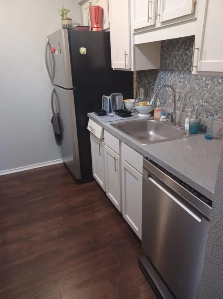 Condominium For Sale in Dallas County , 8109 Skillman Street 2003, Dallas, Texas 75231, 2 Bedroom, 1 Bathroom, Garage spaces, 914 Sqft, built in 1981, mls#21362064, Real Estate Agent in Dallas, Homes For Sale in Dallas county, Homes For Sale in Dallas, Realtor in Dallas Texas, Real Estate Brokerage Independent Realty Texas, Luminita Cordes Realtor