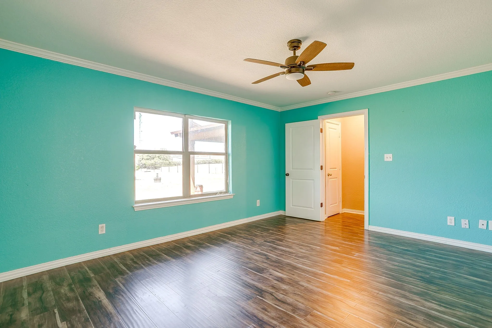 Single Family Residence For Sale in Parker County , 120 Pleasant Run, Reno, Texas 76020, 3 Bedroom, 2 Bathroom, 2 Garage spaces, 1,622 Sqft, built in 2007, mls#21362104, Real Estate Agent in Reno, Homes For Sale in Parker county, Homes For Sale in Reno, Realtor in Reno Texas, Real Estate Brokerage Independent Realty Texas, Luminita Cordes Realtor