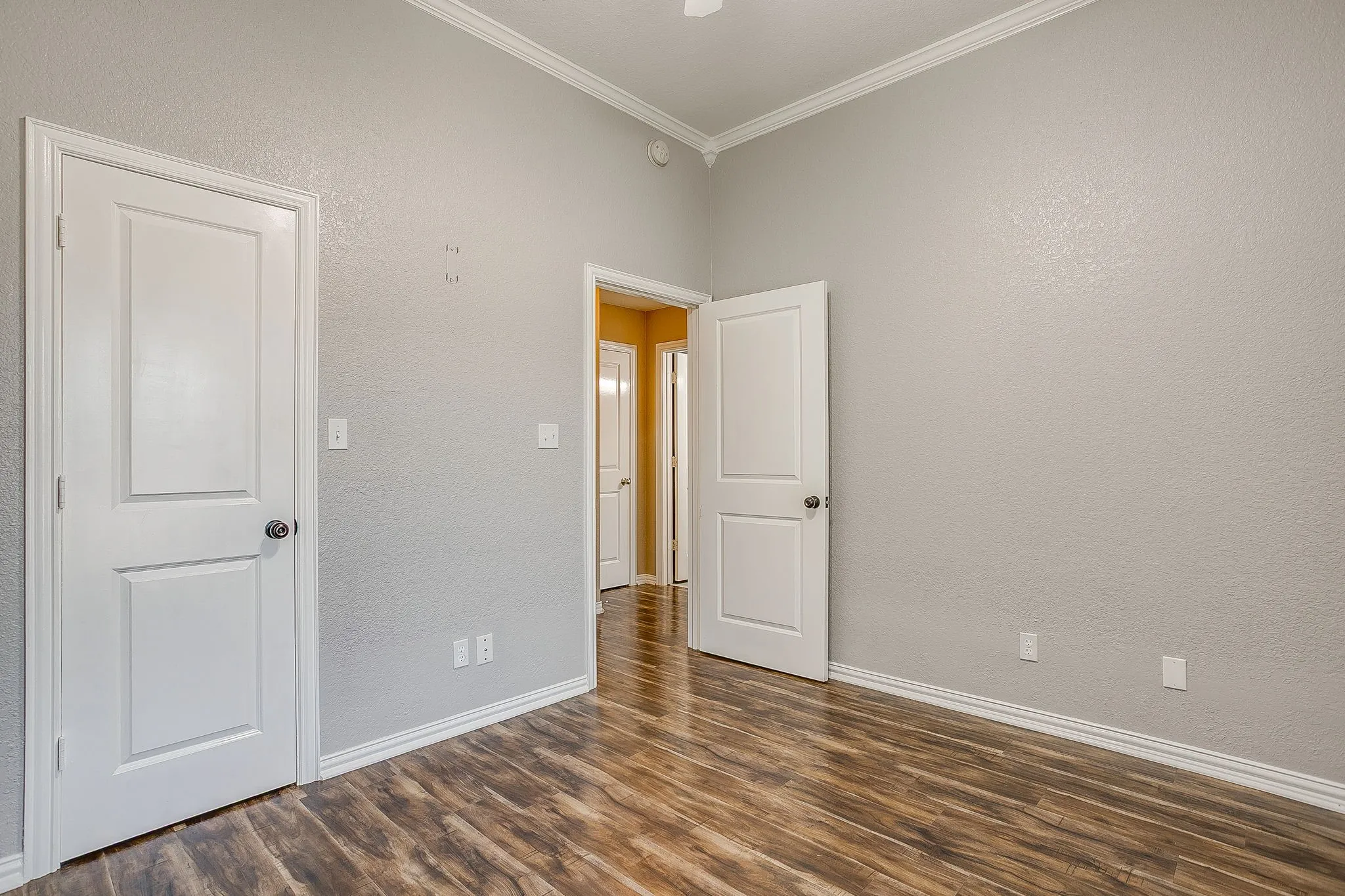 Single Family Residence For Sale in Parker County , 120 Pleasant Run, Reno, Texas 76020, 3 Bedroom, 2 Bathroom, 2 Garage spaces, 1,622 Sqft, built in 2007, mls#21362104, Real Estate Agent in Reno, Homes For Sale in Parker county, Homes For Sale in Reno, Realtor in Reno Texas, Real Estate Brokerage Independent Realty Texas, Luminita Cordes Realtor