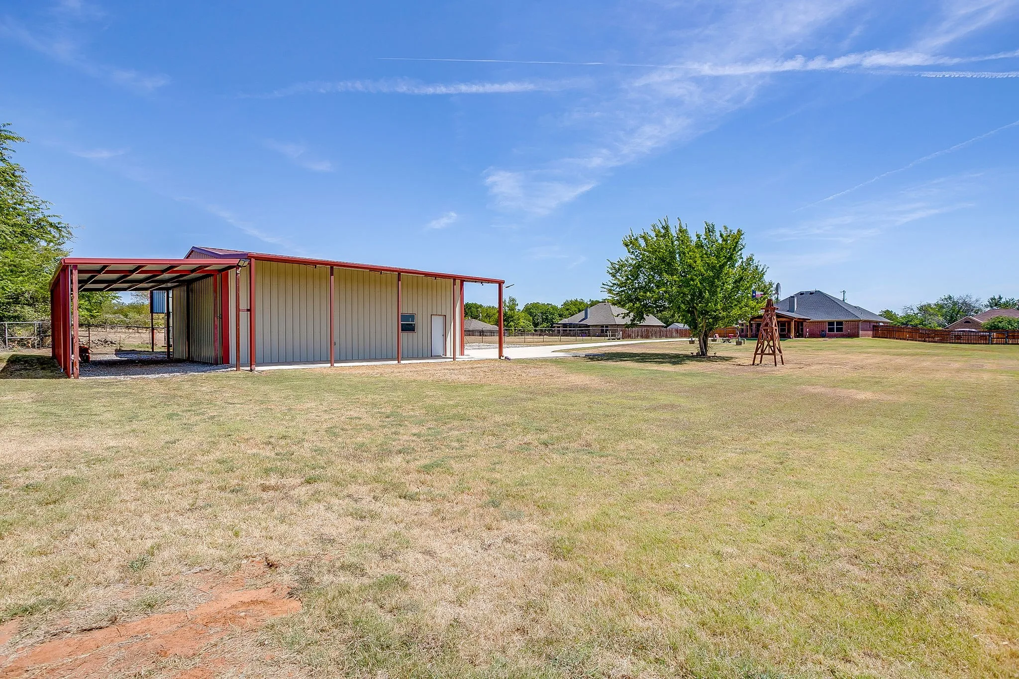 Single Family Residence For Sale in Parker County , 120 Pleasant Run, Reno, Texas 76020, 3 Bedroom, 2 Bathroom, 2 Garage spaces, 1,622 Sqft, built in 2007, mls#21362104, Real Estate Agent in Reno, Homes For Sale in Parker county, Homes For Sale in Reno, Realtor in Reno Texas, Real Estate Brokerage Independent Realty Texas, Luminita Cordes Realtor