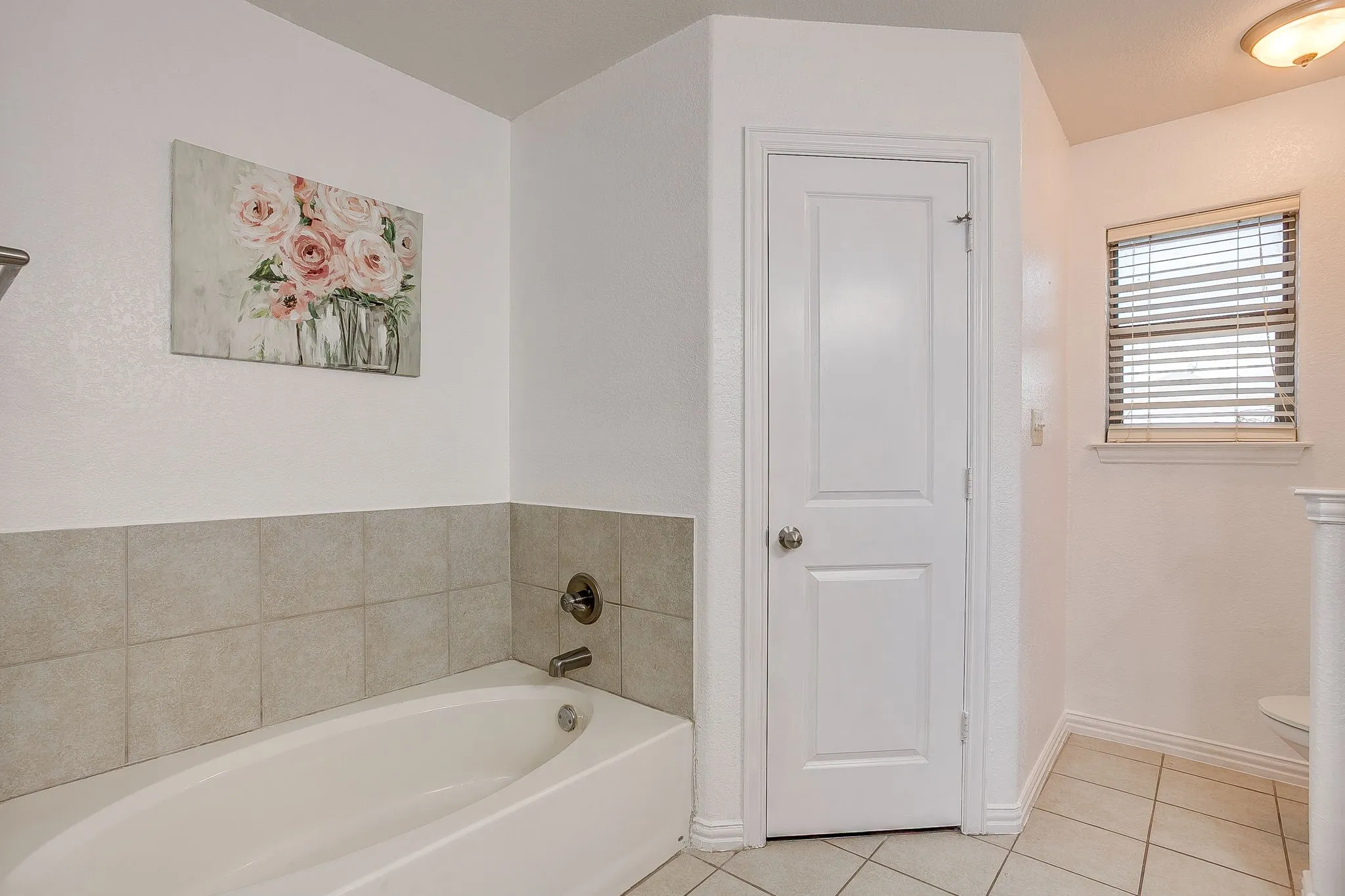 Single Family Residence For Sale in Parker County , 120 Pleasant Run, Reno, Texas 76020, 3 Bedroom, 2 Bathroom, 2 Garage spaces, 1,622 Sqft, built in 2007, mls#21362104, Real Estate Agent in Reno, Homes For Sale in Parker county, Homes For Sale in Reno, Realtor in Reno Texas, Real Estate Brokerage Independent Realty Texas, Luminita Cordes Realtor