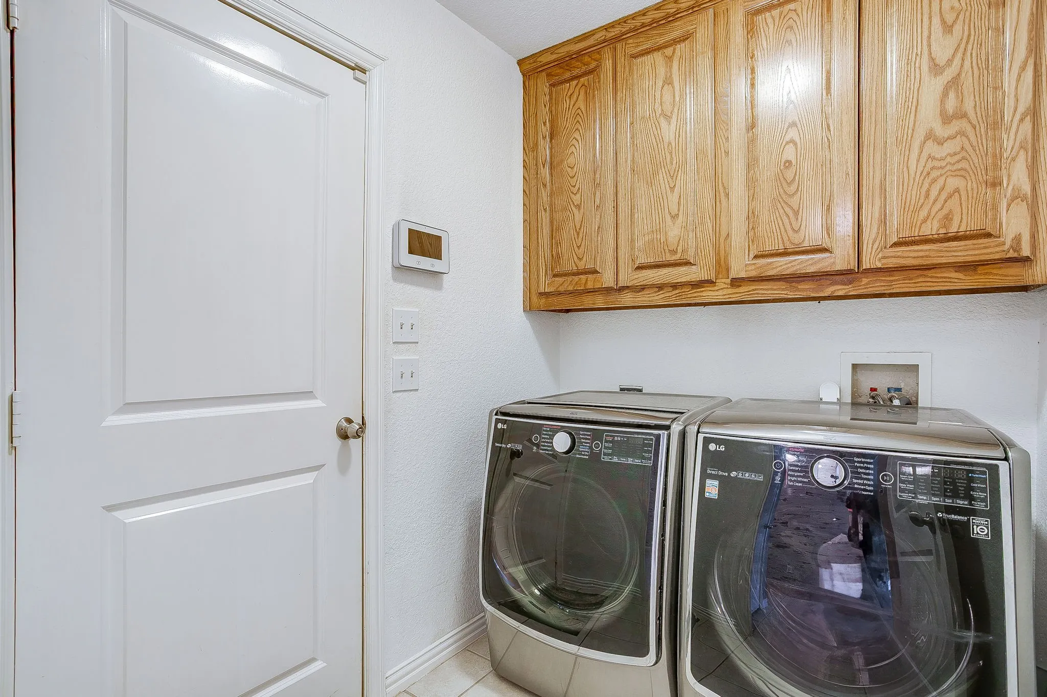 Single Family Residence For Sale in Parker County , 120 Pleasant Run, Reno, Texas 76020, 3 Bedroom, 2 Bathroom, 2 Garage spaces, 1,622 Sqft, built in 2007, mls#21362104, Real Estate Agent in Reno, Homes For Sale in Parker county, Homes For Sale in Reno, Realtor in Reno Texas, Real Estate Brokerage Independent Realty Texas, Luminita Cordes Realtor