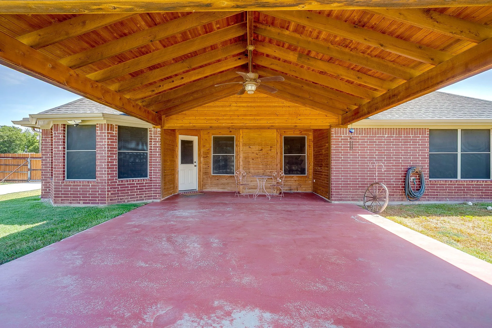 Oversized covered back patio