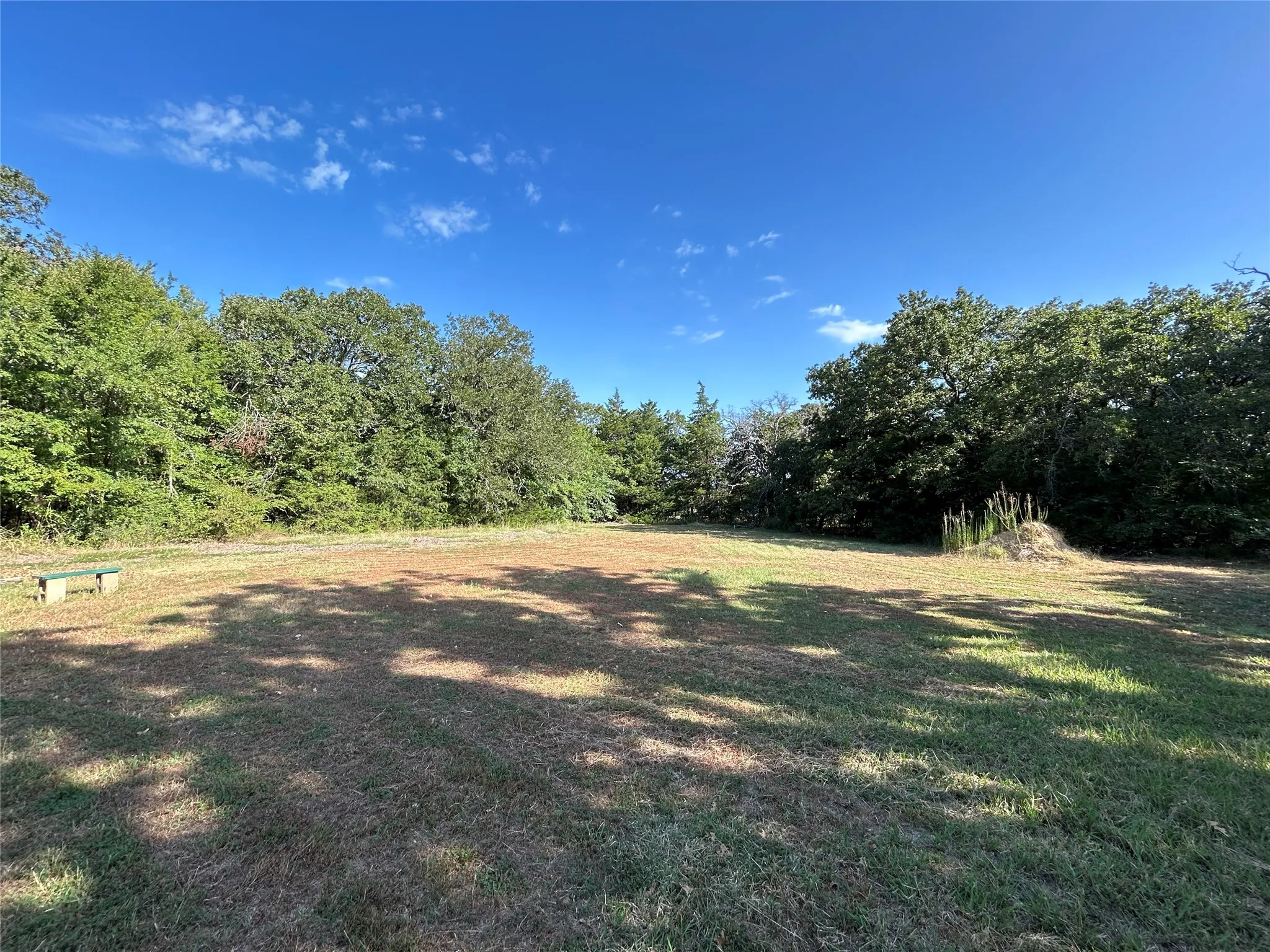 Single Family Residence For Sale in Hopkins County , 1799 County Road 4128, Cumby, Texas 75433, 3 Bedroom, 3 Bathroom, 2 Garage spaces, 1,672 Sqft, built in 1987, Price $350,000, mls#21362020, Real Estate Agent in Cumby, Homes For Sale in Hopkins county, Homes For Sale in Cumby, Realtor in Cumby Texas, Real Estate Brokerage Independent Realty Texas, Luminita Cordes Realtor