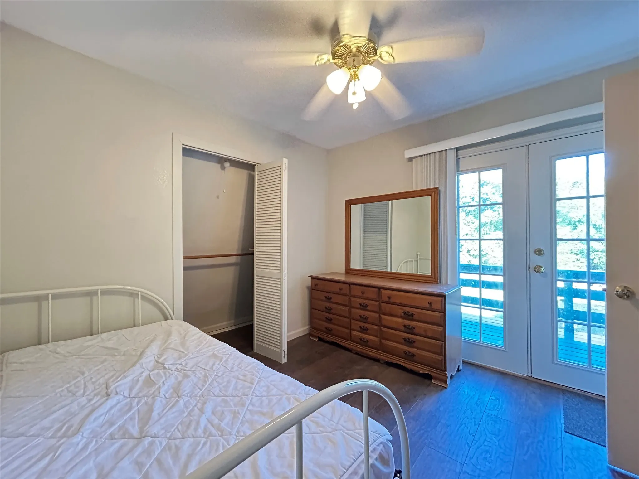 Single Family Residence For Sale in Hopkins County , 1799 County Road 4128, Cumby, Texas 75433, 3 Bedroom, 3 Bathroom, 2 Garage spaces, 1,672 Sqft, built in 1987, Price $350,000, mls#21362020, Real Estate Agent in Cumby, Homes For Sale in Hopkins county, Homes For Sale in Cumby, Realtor in Cumby Texas, Real Estate Brokerage Independent Realty Texas, Luminita Cordes Realtor