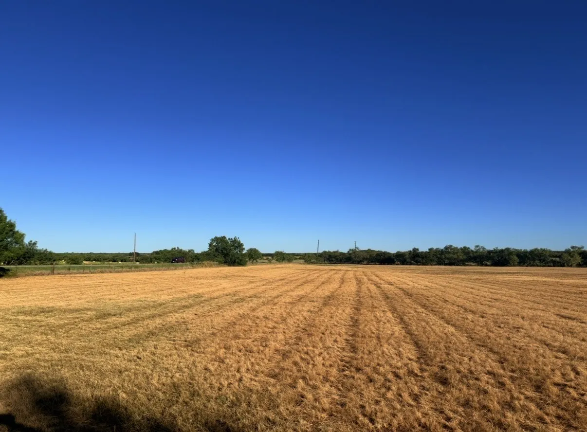 Single Family Residence For Sale in Taylor County , 7710 US Highway 84, Lawn, Texas 79530, 3 Bedroom, 2 Bathroom, Garage spaces, 1,680 Sqft, built in 1983, mls#21362071, Real Estate Agent in Lawn, Homes For Sale in Taylor county, Homes For Sale in Lawn, Realtor in Lawn Texas, Real Estate Brokerage Independent Realty Texas, Luminita Cordes Realtor