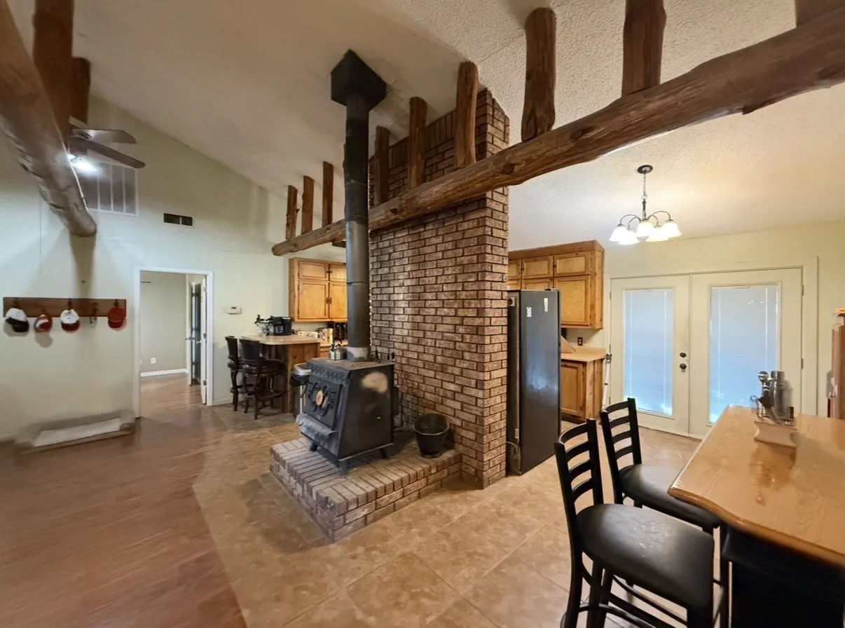 Single Family Residence For Sale in Taylor County , 7710 US Highway 84, Lawn, Texas 79530, 3 Bedroom, 2 Bathroom, Garage spaces, 1,680 Sqft, built in 1983, mls#21362071, Real Estate Agent in Lawn, Homes For Sale in Taylor county, Homes For Sale in Lawn, Realtor in Lawn Texas, Real Estate Brokerage Independent Realty Texas, Luminita Cordes Realtor