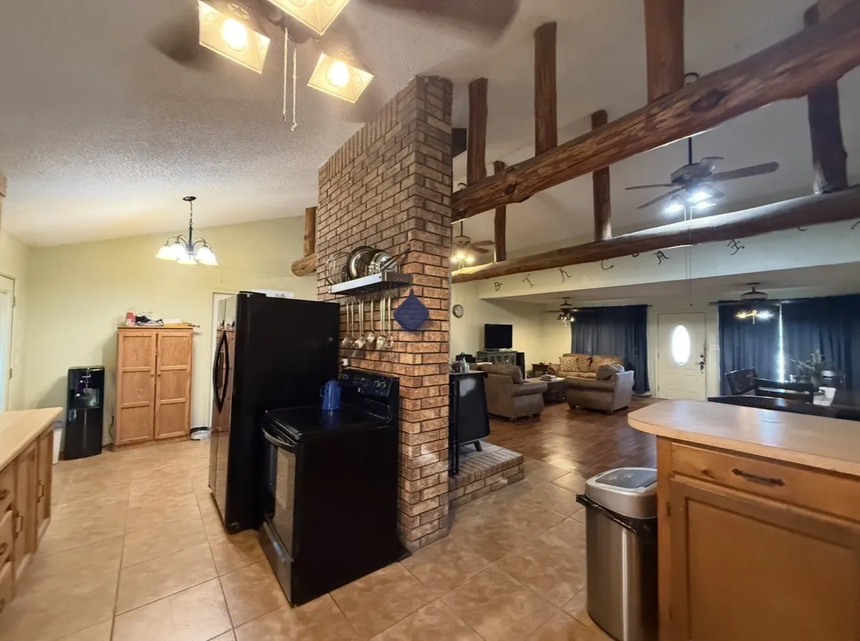 Single Family Residence For Sale in Taylor County , 7710 US Highway 84, Lawn, Texas 79530, 3 Bedroom, 2 Bathroom, Garage spaces, 1,680 Sqft, built in 1983, mls#21362071, Real Estate Agent in Lawn, Homes For Sale in Taylor county, Homes For Sale in Lawn, Realtor in Lawn Texas, Real Estate Brokerage Independent Realty Texas, Luminita Cordes Realtor
