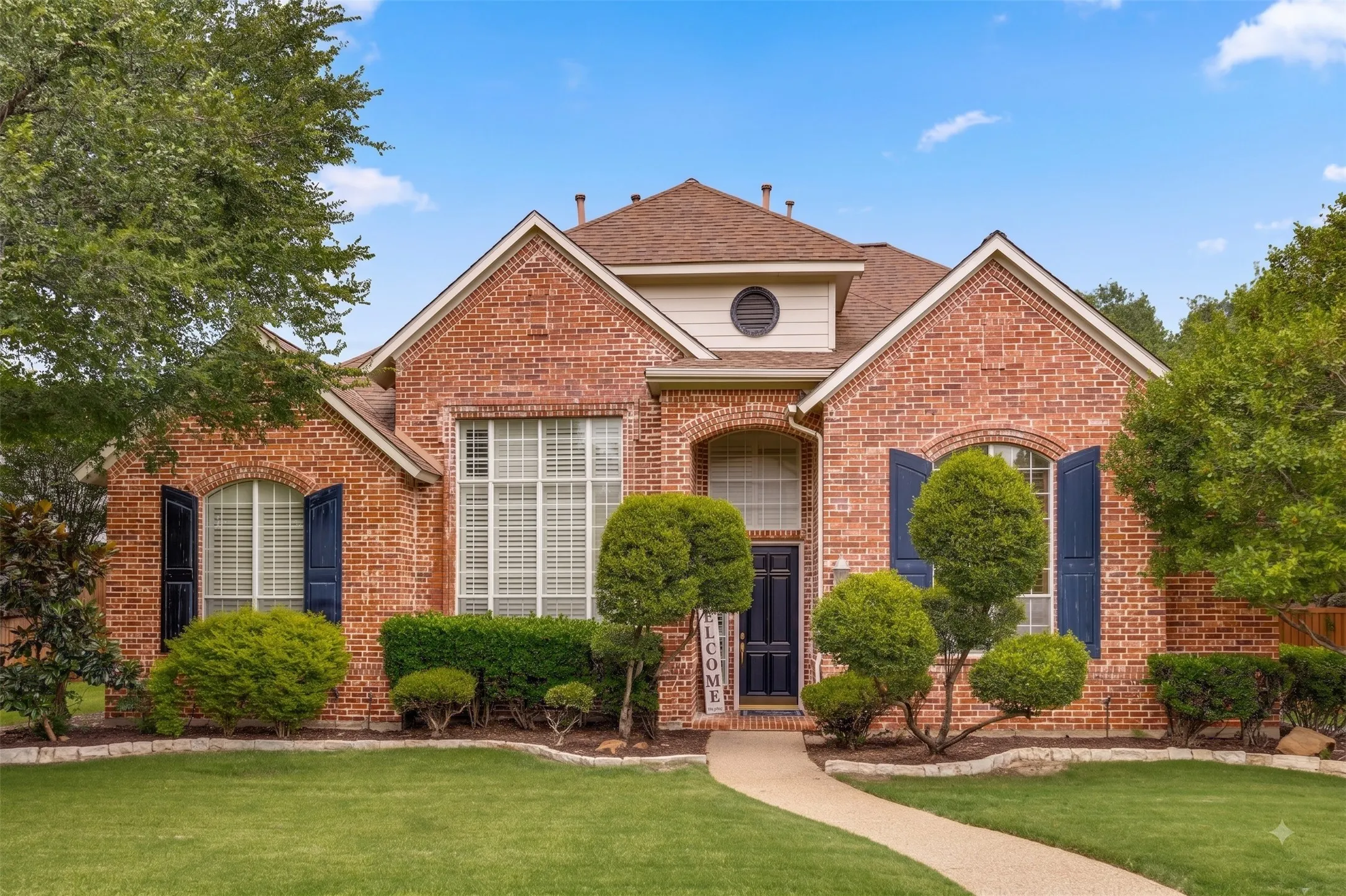 Single Family Residence For Sale in Collin County , 5860 Red Hill Lane, Frisco, Texas 75034, 4 Bedroom, 5 Bathroom, 3 Garage spaces, 3,615 Sqft, built in 1999, mls#21361772, Real Estate Agent in Frisco, Homes For Sale in Collin county, Homes For Sale in Frisco, Realtor in Frisco Texas, Real Estate Brokerage Independent Realty Texas, Luminita Cordes Realtor