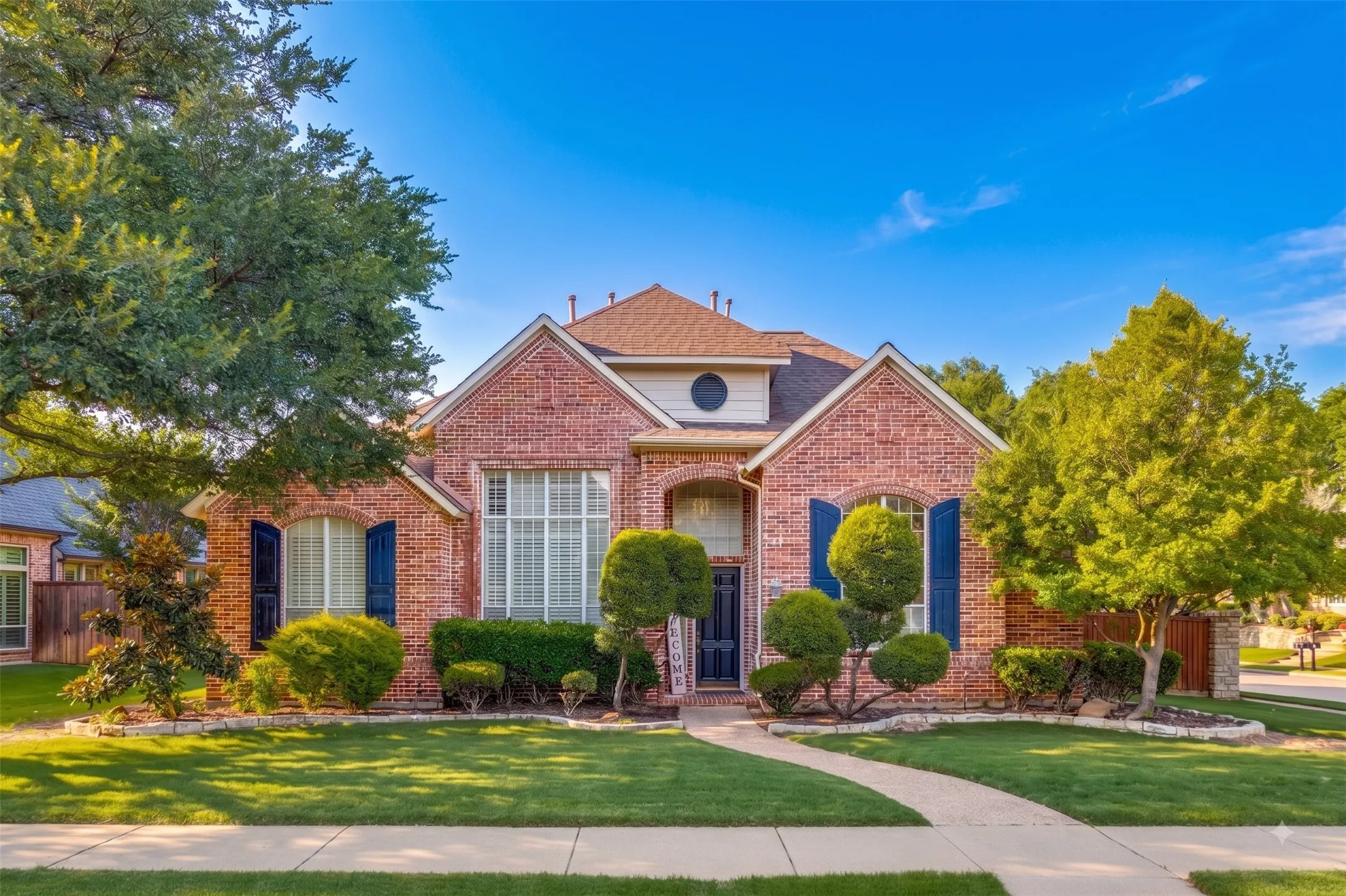 Single Family Residence For Sale in Collin County , 5860 Red Hill Lane, Frisco, Texas 75034, 4 Bedroom, 5 Bathroom, 3 Garage spaces, 3,615 Sqft, built in 1999, mls#21361772, Real Estate Agent in Frisco, Homes For Sale in Collin county, Homes For Sale in Frisco, Realtor in Frisco Texas, Real Estate Brokerage Independent Realty Texas, Luminita Cordes Realtor