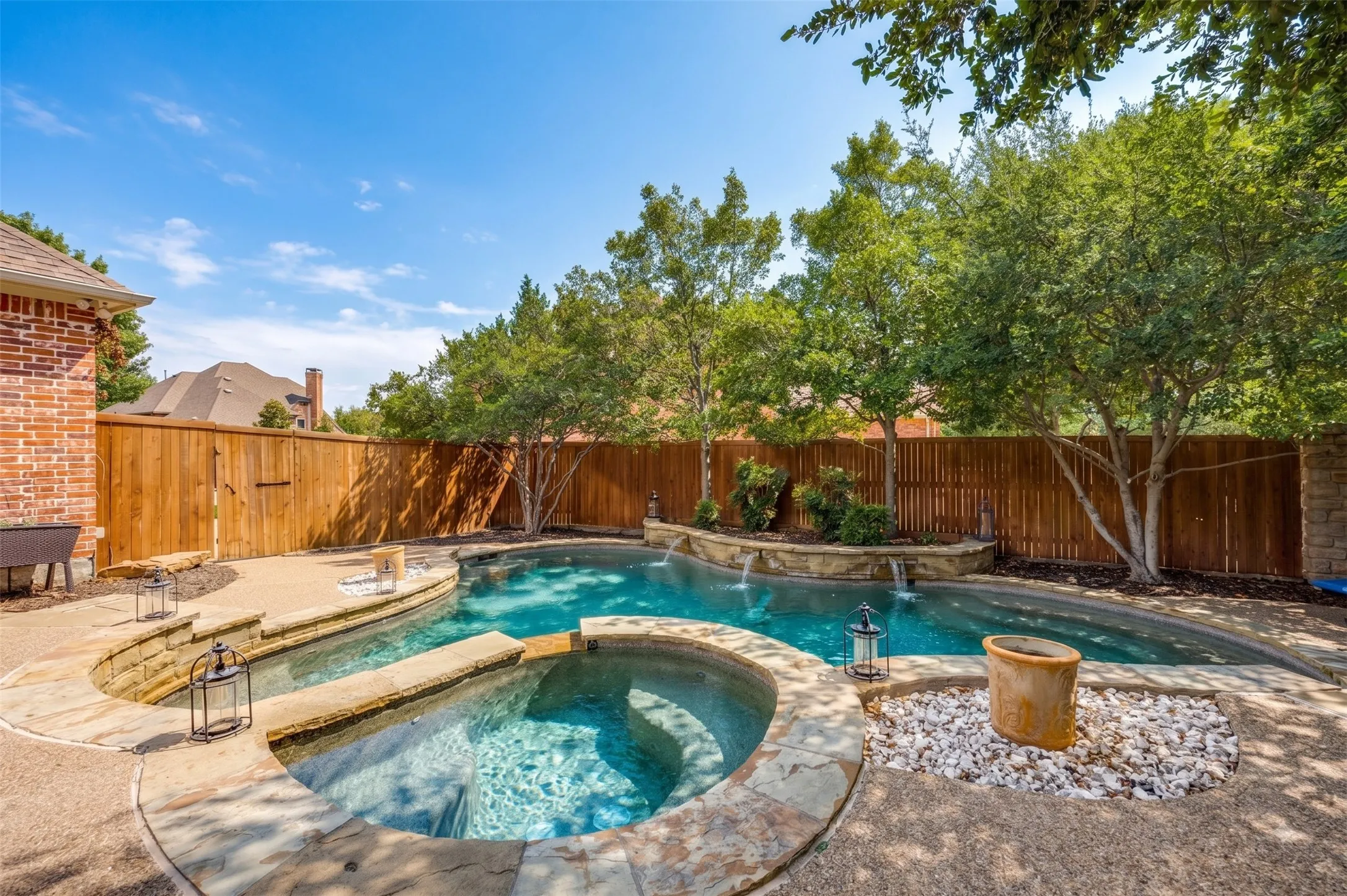 Single Family Residence For Sale in Collin County , 5860 Red Hill Lane, Frisco, Texas 75034, 4 Bedroom, 5 Bathroom, 3 Garage spaces, 3,615 Sqft, built in 1999, mls#21361772, Real Estate Agent in Frisco, Homes For Sale in Collin county, Homes For Sale in Frisco, Realtor in Frisco Texas, Real Estate Brokerage Independent Realty Texas, Luminita Cordes Realtor