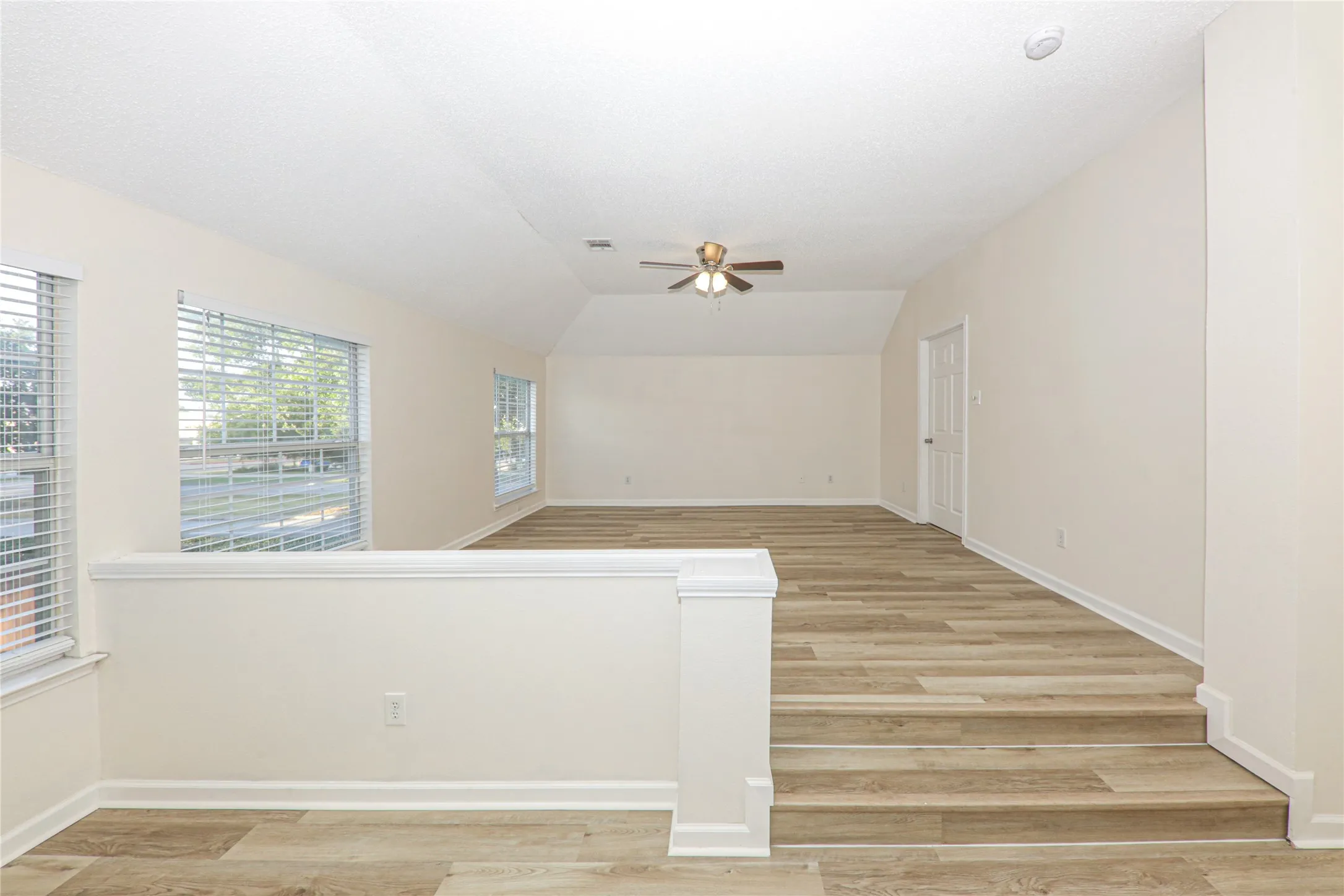 Single Family Residence For Rent in Collin County , 5000 Boxwood Lane, Mc Kinney, Texas 75070, 4 Bedroom, 3 Bathroom, 2 Garage spaces, 2,732 Sqft, built in 1999, mls#21362111, Real Estate Agent in Mc Kinney, Homes For Rent in Collin county, Homes For Rent in Mc Kinney, Realtor in Mc Kinney Texas, Real Estate Brokerage Independent Realty Texas, Luminita Cordes Realtor