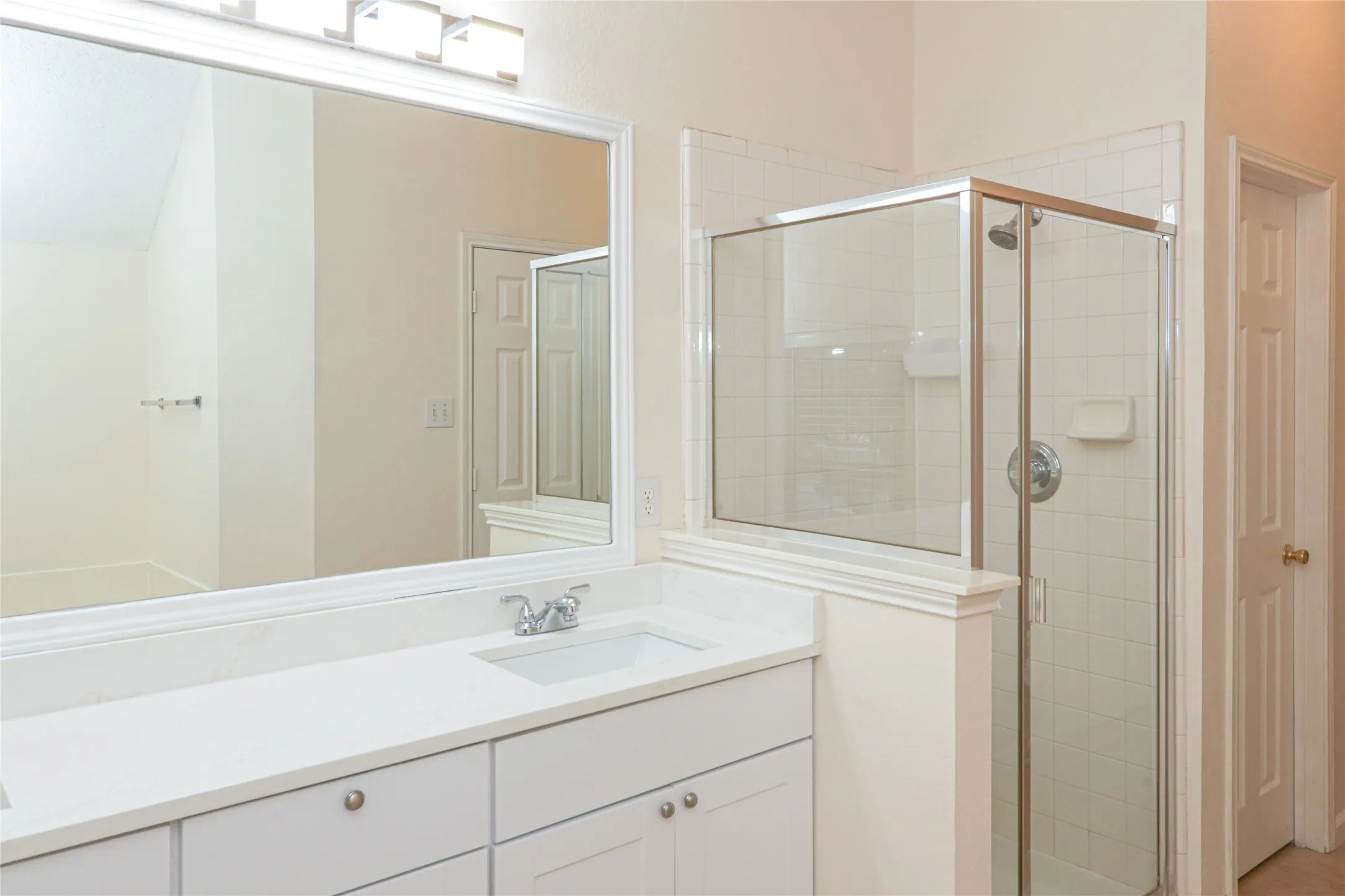 Single Family Residence For Rent in Collin County , 5000 Boxwood Lane, Mc Kinney, Texas 75070, 4 Bedroom, 3 Bathroom, 2 Garage spaces, 2,732 Sqft, built in 1999, mls#21362111, Real Estate Agent in Mc Kinney, Homes For Rent in Collin county, Homes For Rent in Mc Kinney, Realtor in Mc Kinney Texas, Real Estate Brokerage Independent Realty Texas, Luminita Cordes Realtor