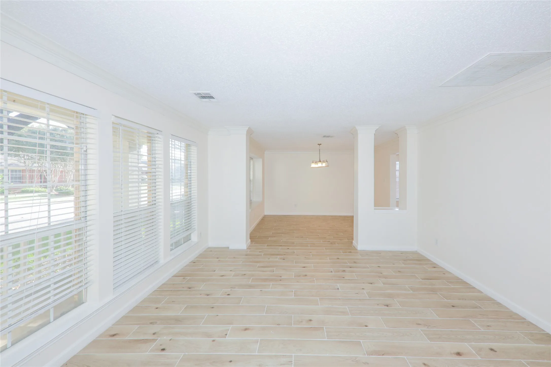 Single Family Residence For Rent in Collin County , 5000 Boxwood Lane, Mc Kinney, Texas 75070, 4 Bedroom, 3 Bathroom, 2 Garage spaces, 2,732 Sqft, built in 1999, mls#21362111, Real Estate Agent in Mc Kinney, Homes For Rent in Collin county, Homes For Rent in Mc Kinney, Realtor in Mc Kinney Texas, Real Estate Brokerage Independent Realty Texas, Luminita Cordes Realtor