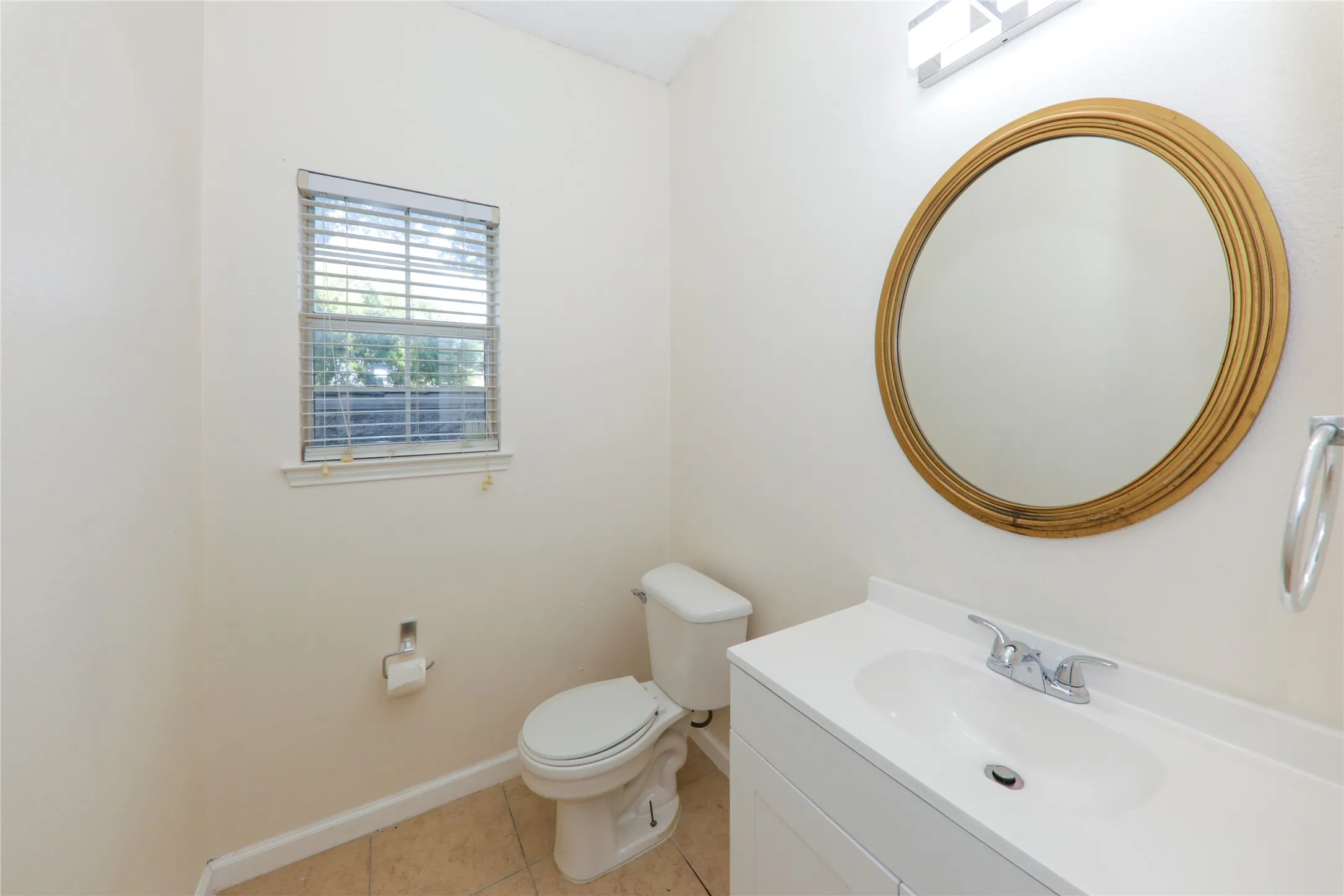 Single Family Residence For Rent in Collin County , 5000 Boxwood Lane, Mc Kinney, Texas 75070, 4 Bedroom, 3 Bathroom, 2 Garage spaces, 2,732 Sqft, built in 1999, mls#21362111, Real Estate Agent in Mc Kinney, Homes For Rent in Collin county, Homes For Rent in Mc Kinney, Realtor in Mc Kinney Texas, Real Estate Brokerage Independent Realty Texas, Luminita Cordes Realtor