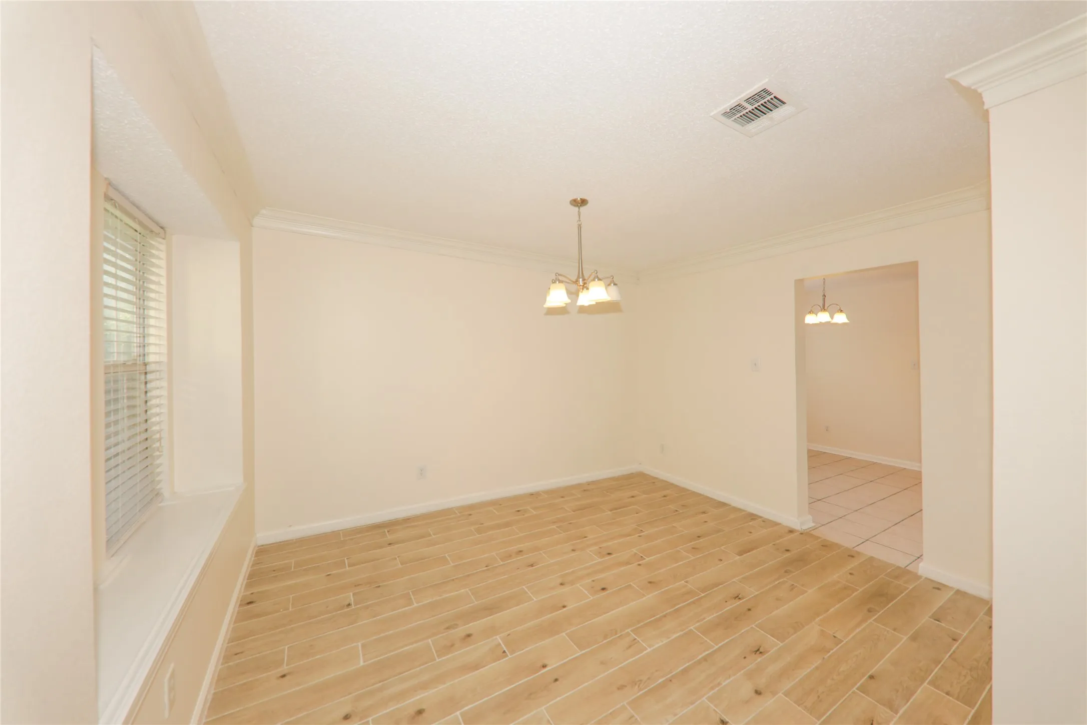 Single Family Residence For Rent in Collin County , 5000 Boxwood Lane, Mc Kinney, Texas 75070, 4 Bedroom, 3 Bathroom, 2 Garage spaces, 2,732 Sqft, built in 1999, mls#21362111, Real Estate Agent in Mc Kinney, Homes For Rent in Collin county, Homes For Rent in Mc Kinney, Realtor in Mc Kinney Texas, Real Estate Brokerage Independent Realty Texas, Luminita Cordes Realtor