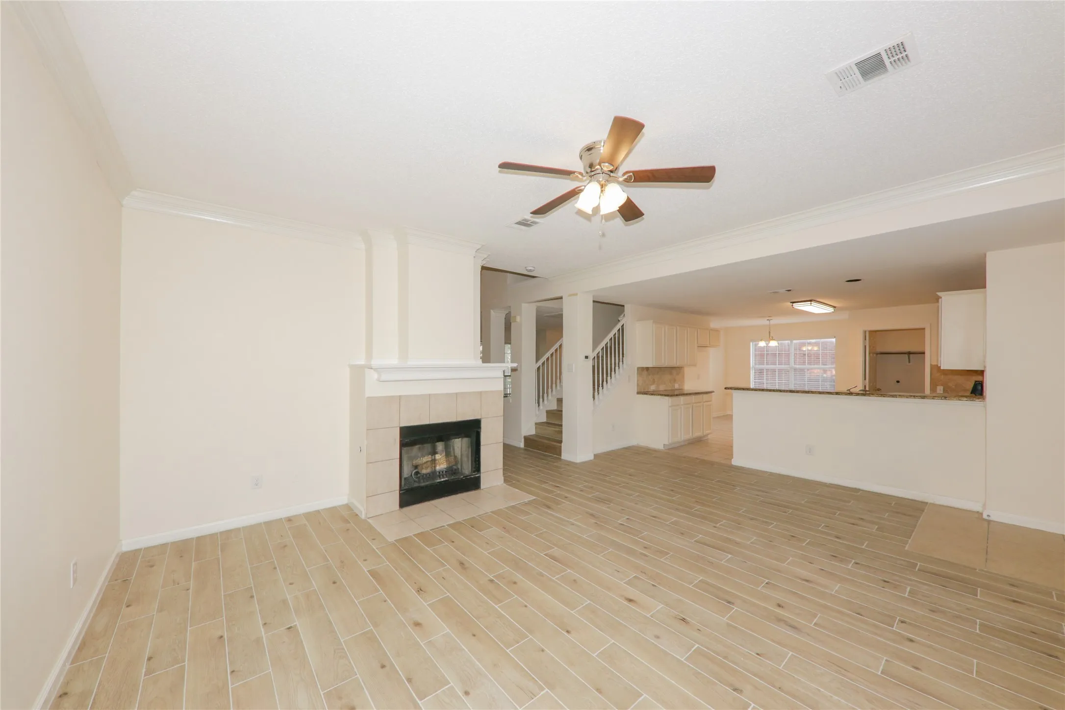 Single Family Residence For Rent in Collin County , 5000 Boxwood Lane, Mc Kinney, Texas 75070, 4 Bedroom, 3 Bathroom, 2 Garage spaces, 2,732 Sqft, built in 1999, mls#21362111, Real Estate Agent in Mc Kinney, Homes For Rent in Collin county, Homes For Rent in Mc Kinney, Realtor in Mc Kinney Texas, Real Estate Brokerage Independent Realty Texas, Luminita Cordes Realtor